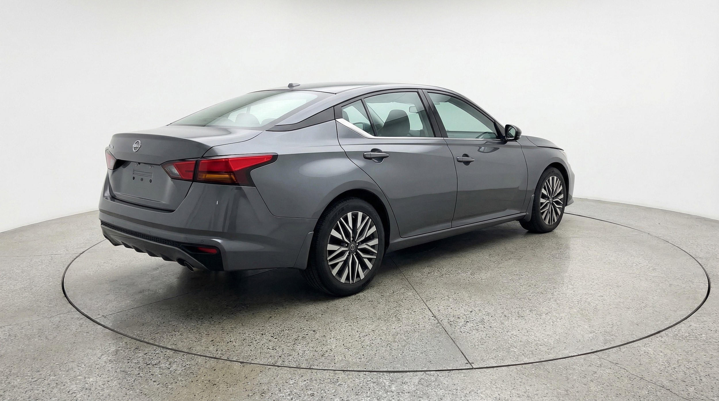 Thumbnail: 2025 Nissan Altima - 9