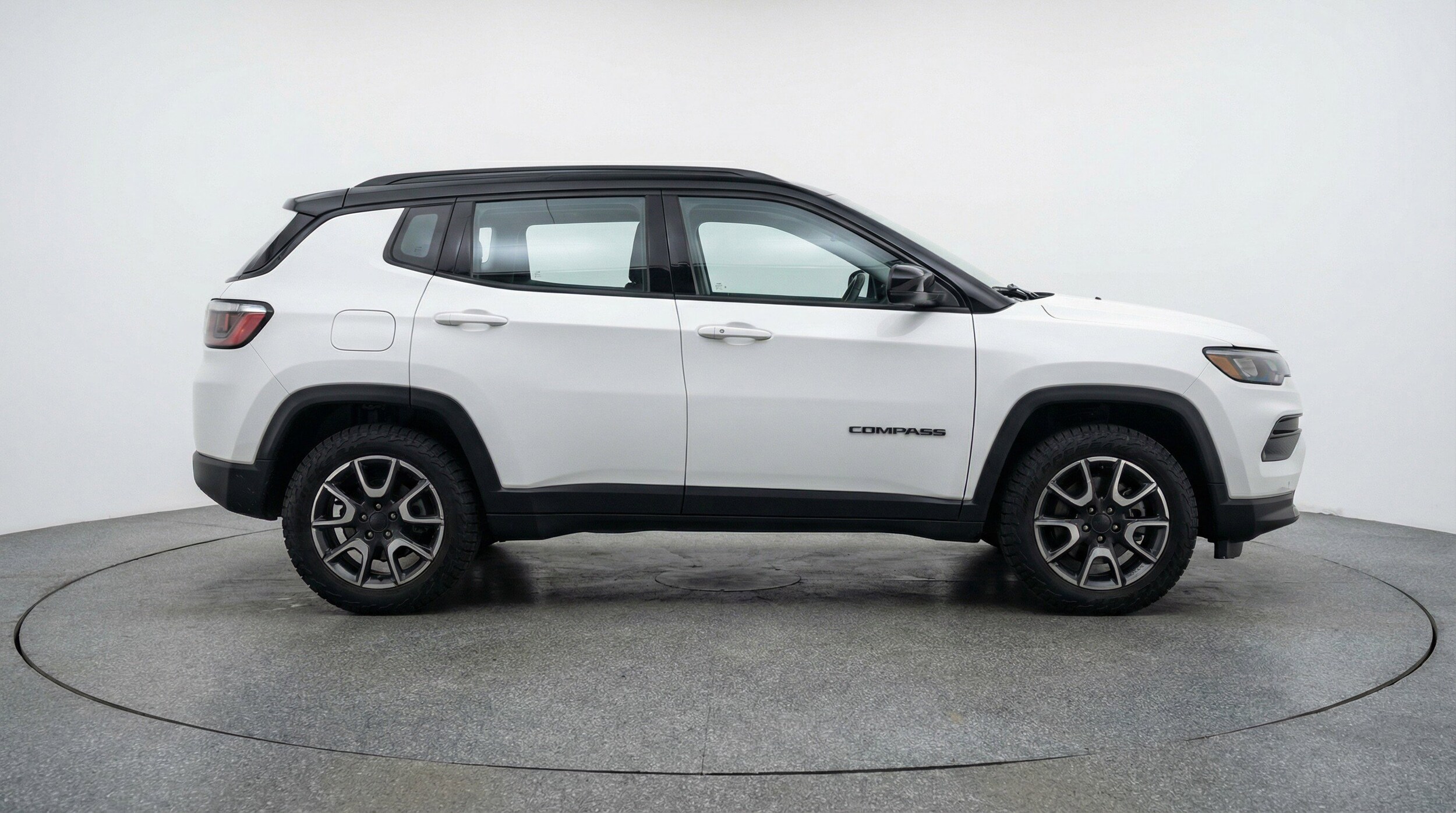Thumbnail: 2025 Jeep Compass - 11