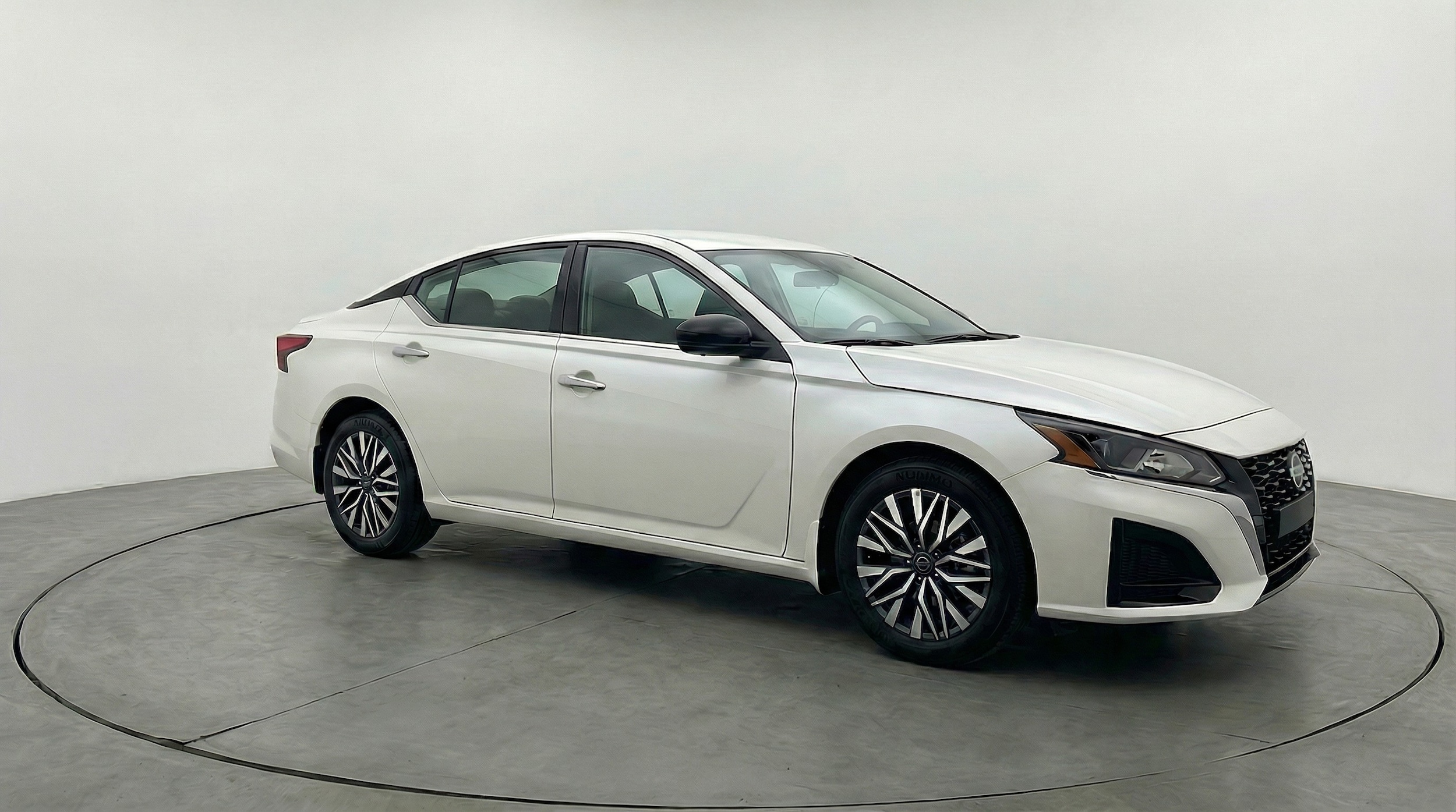 Thumbnail: 2025 Nissan Altima - 1