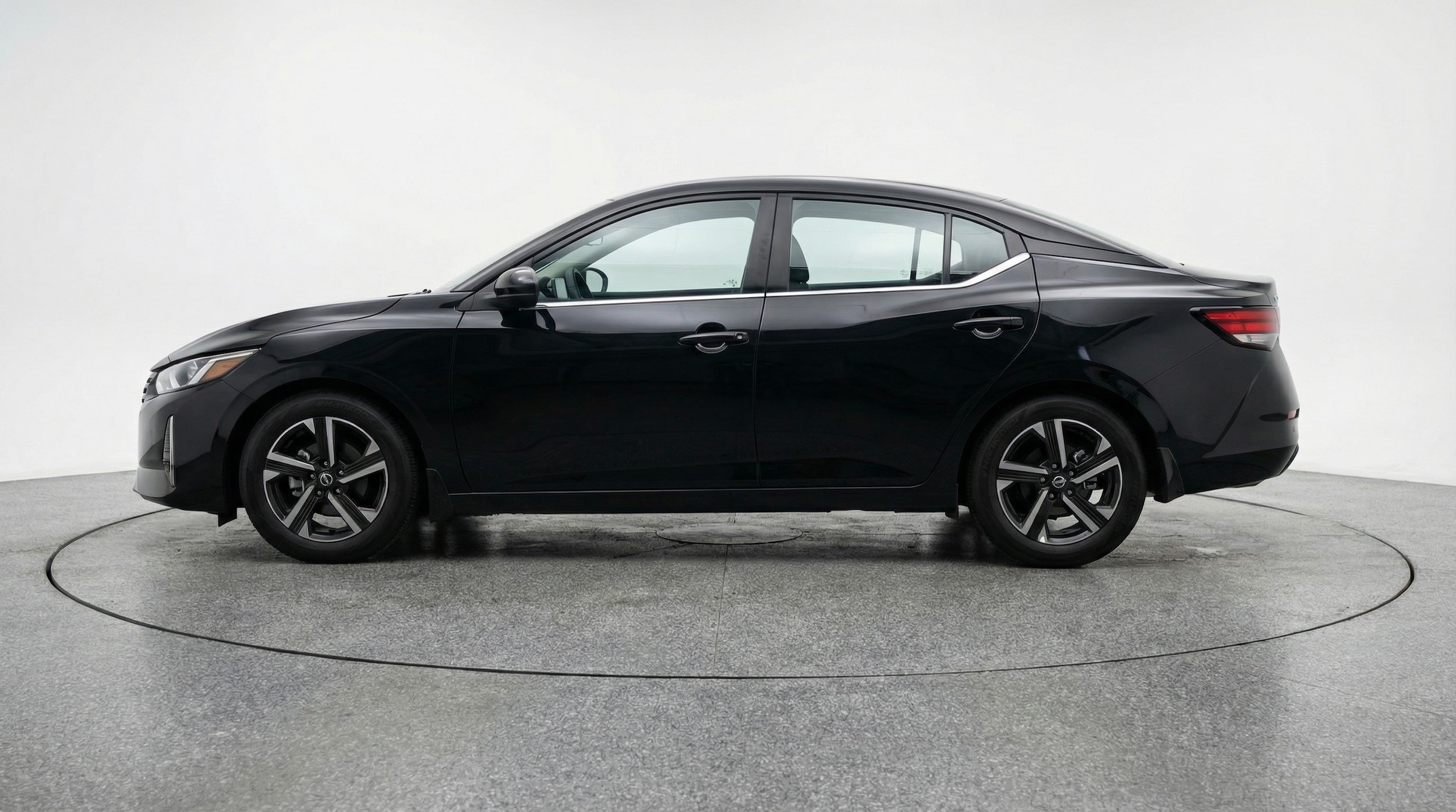 Thumbnail: 2025 Nissan Sentra - 4