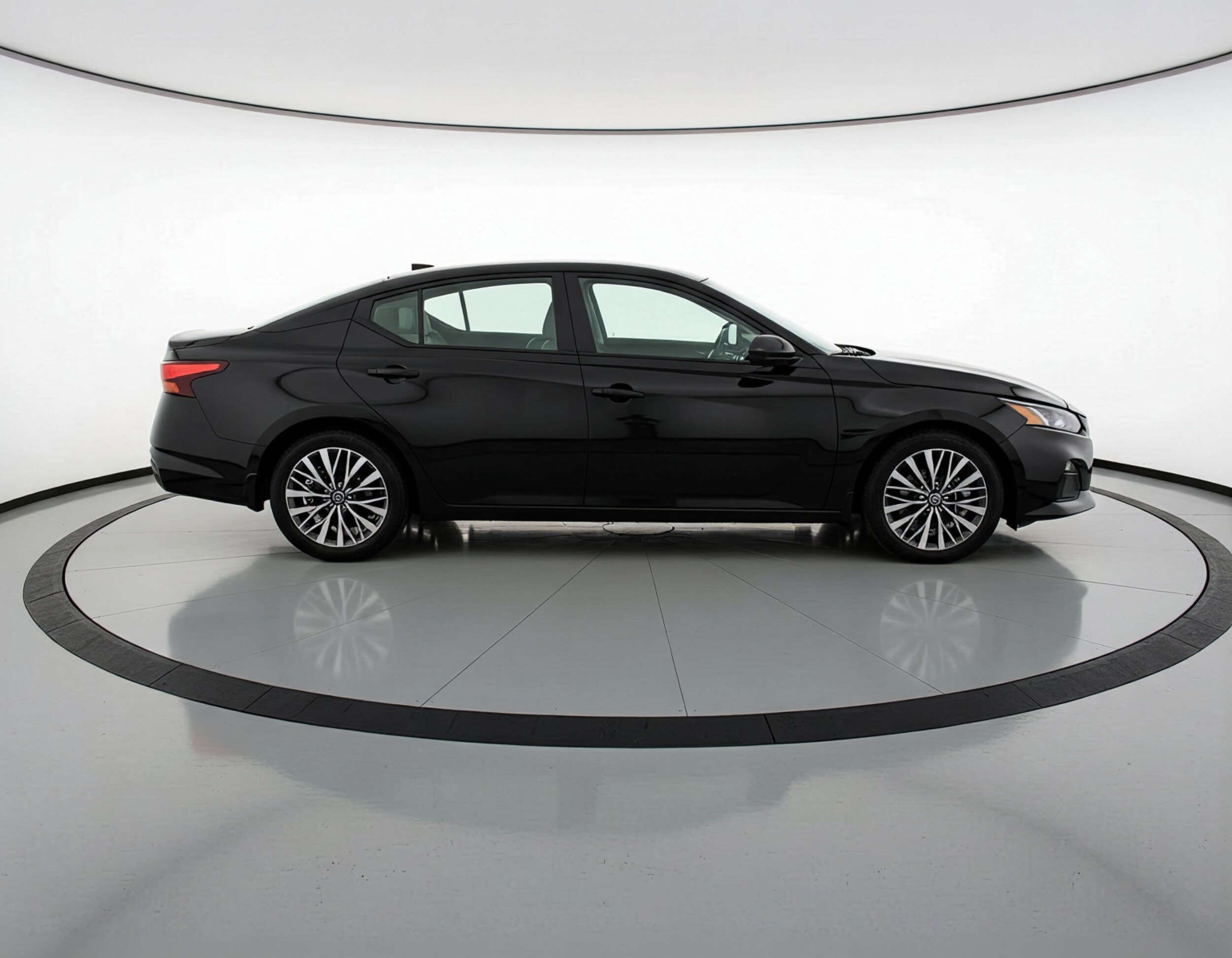 Thumbnail: 2025 Nissan Altima - 11