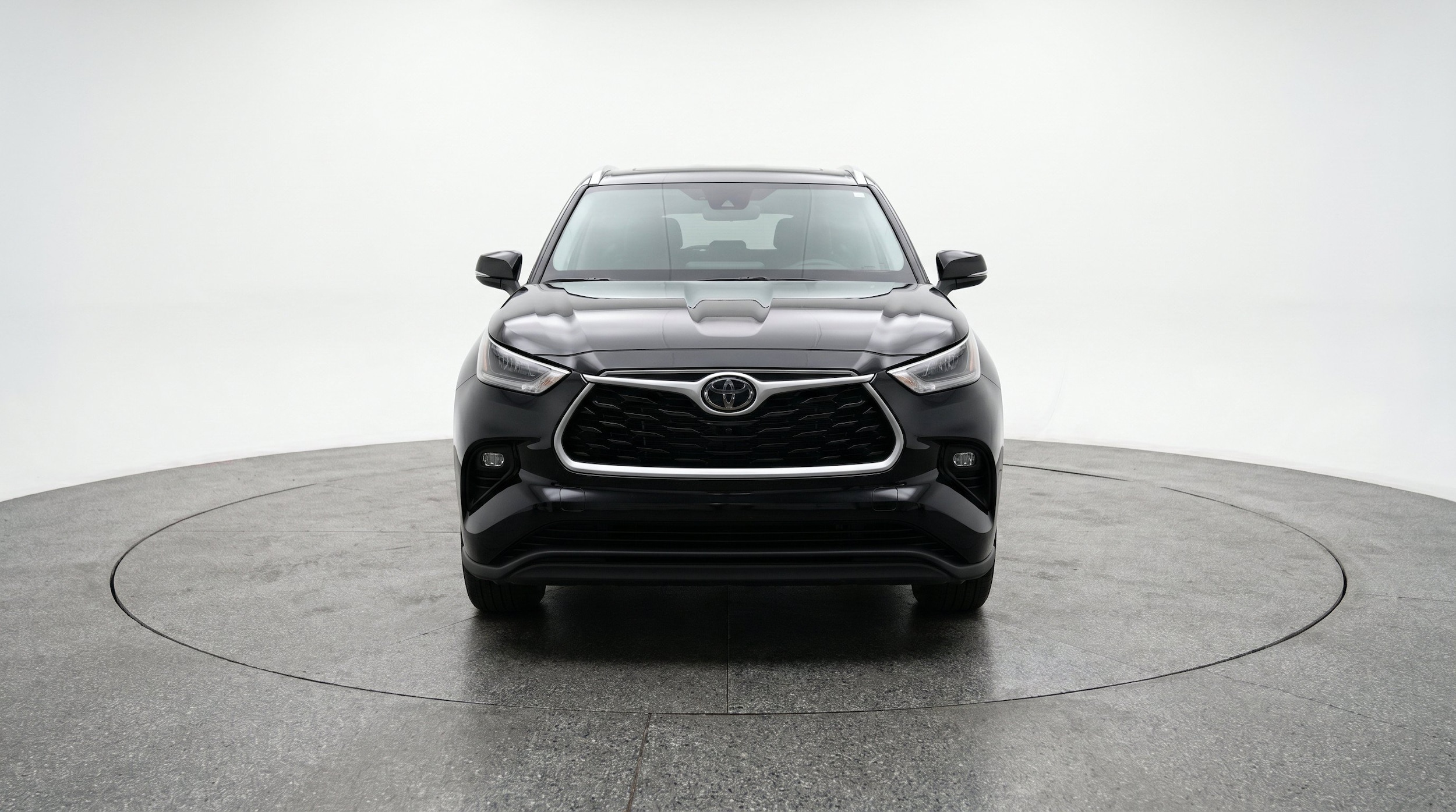 Thumbnail: 2025 Toyota Highlander - 2