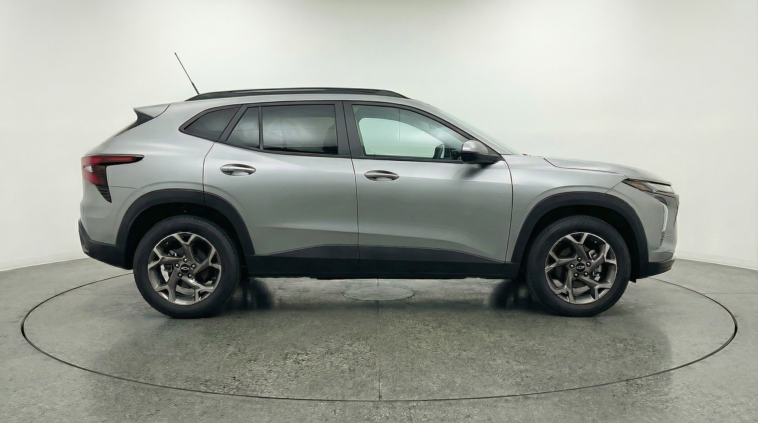 Thumbnail: 2025 Chevrolet Trax - 11