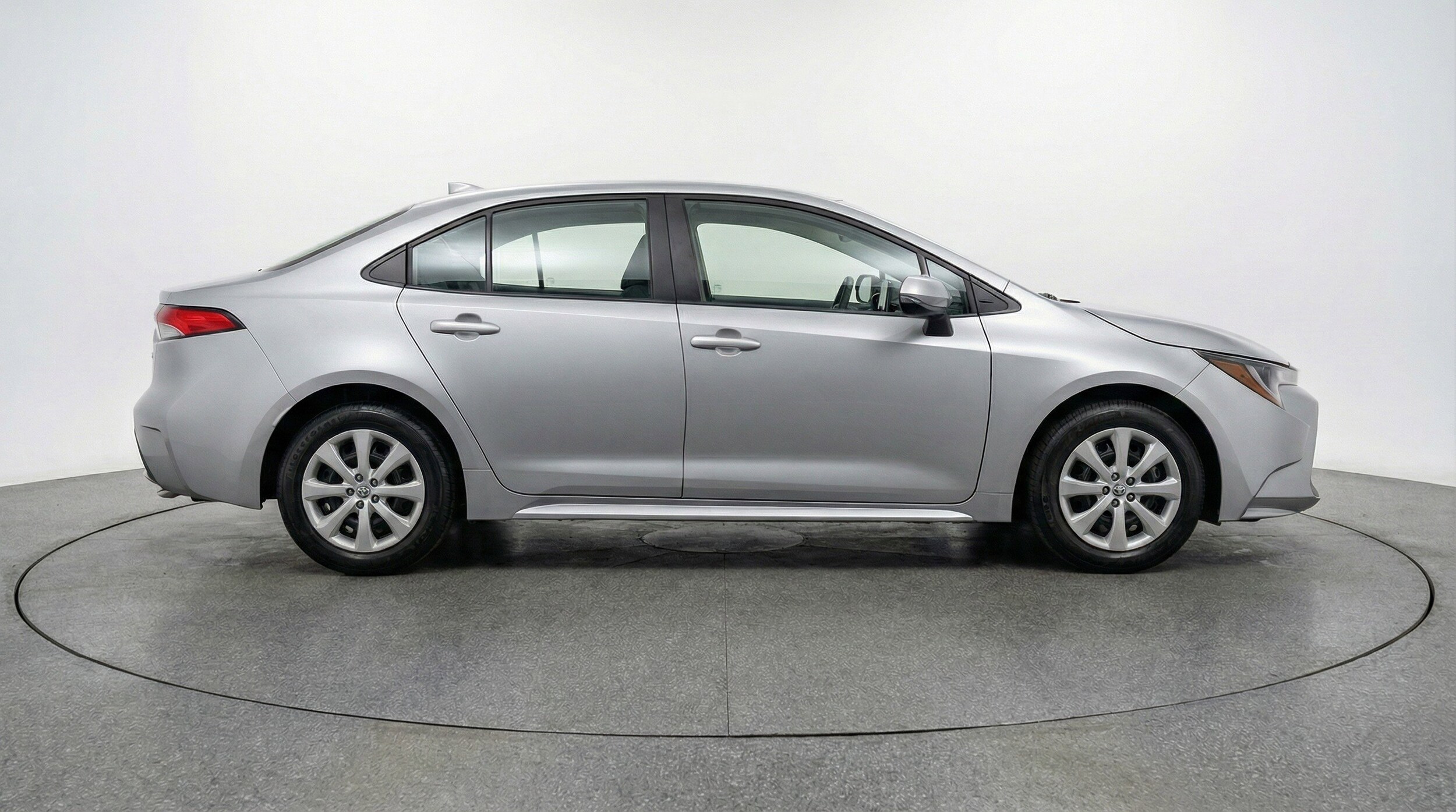 Thumbnail: 2025 Toyota Corolla - 11