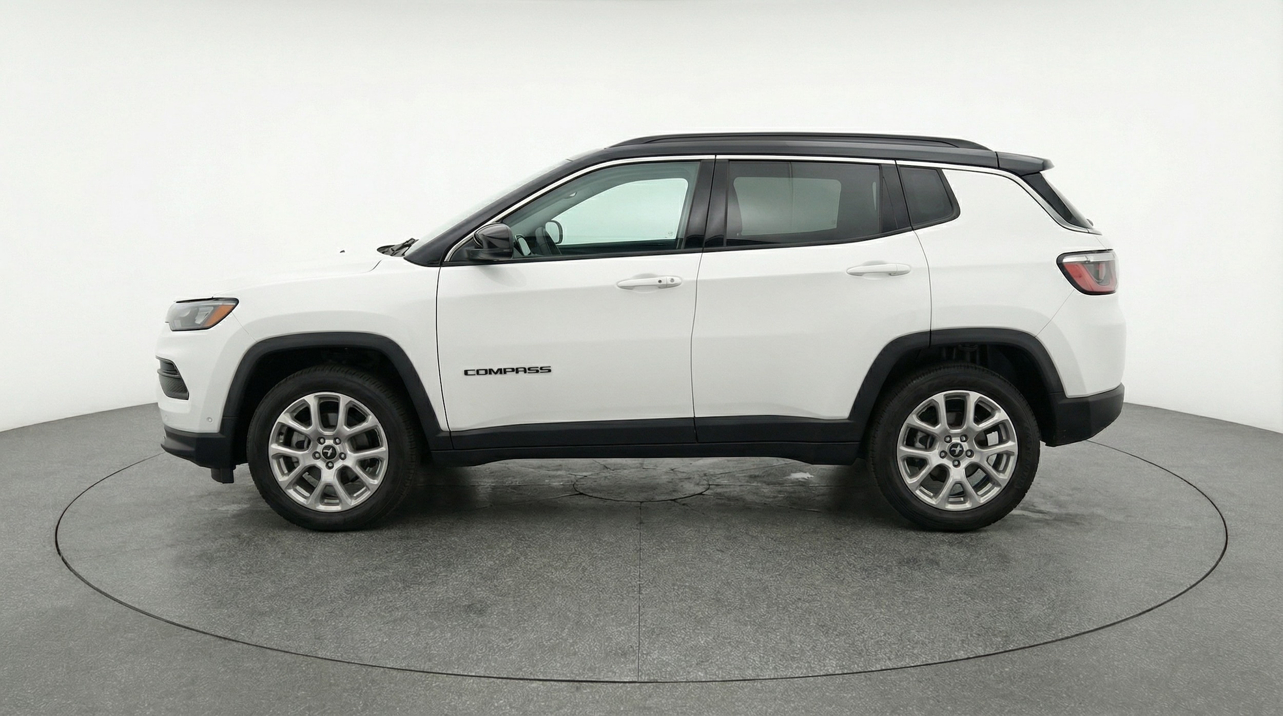Thumbnail: 2025 Jeep Compass - 4