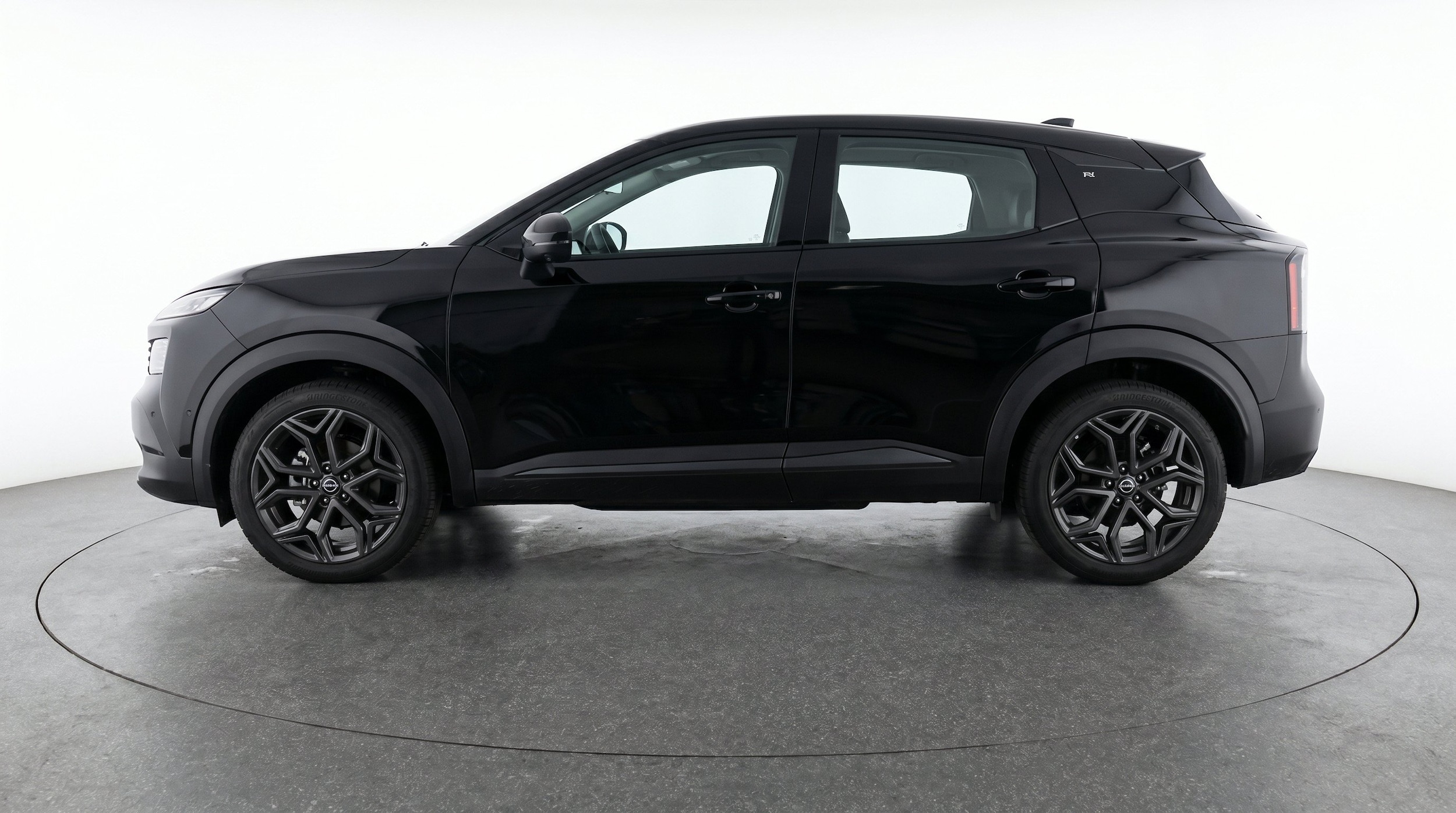 Thumbnail: 2026 Nissan Kicks - 5