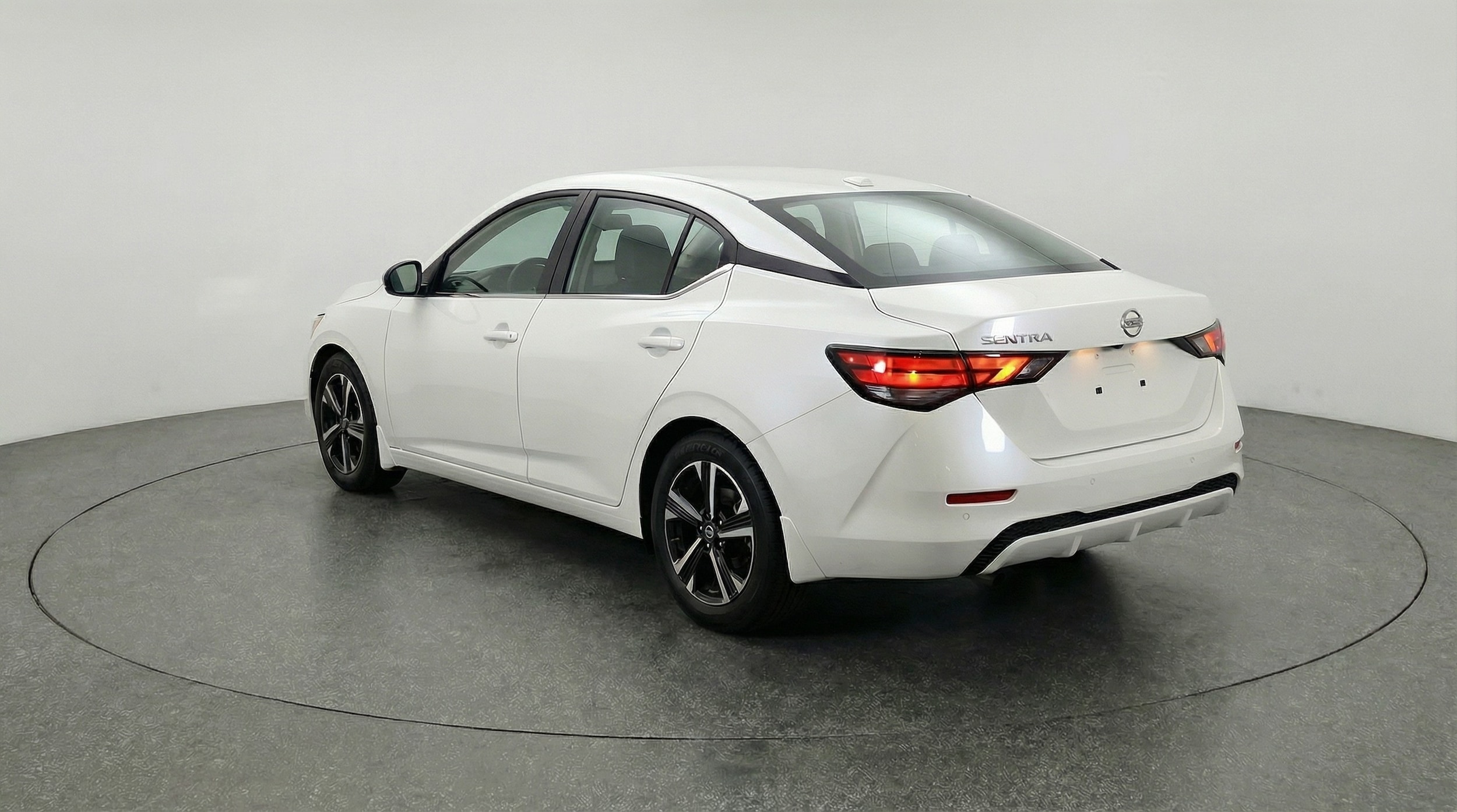 Thumbnail: 2025 Nissan Sentra - 5