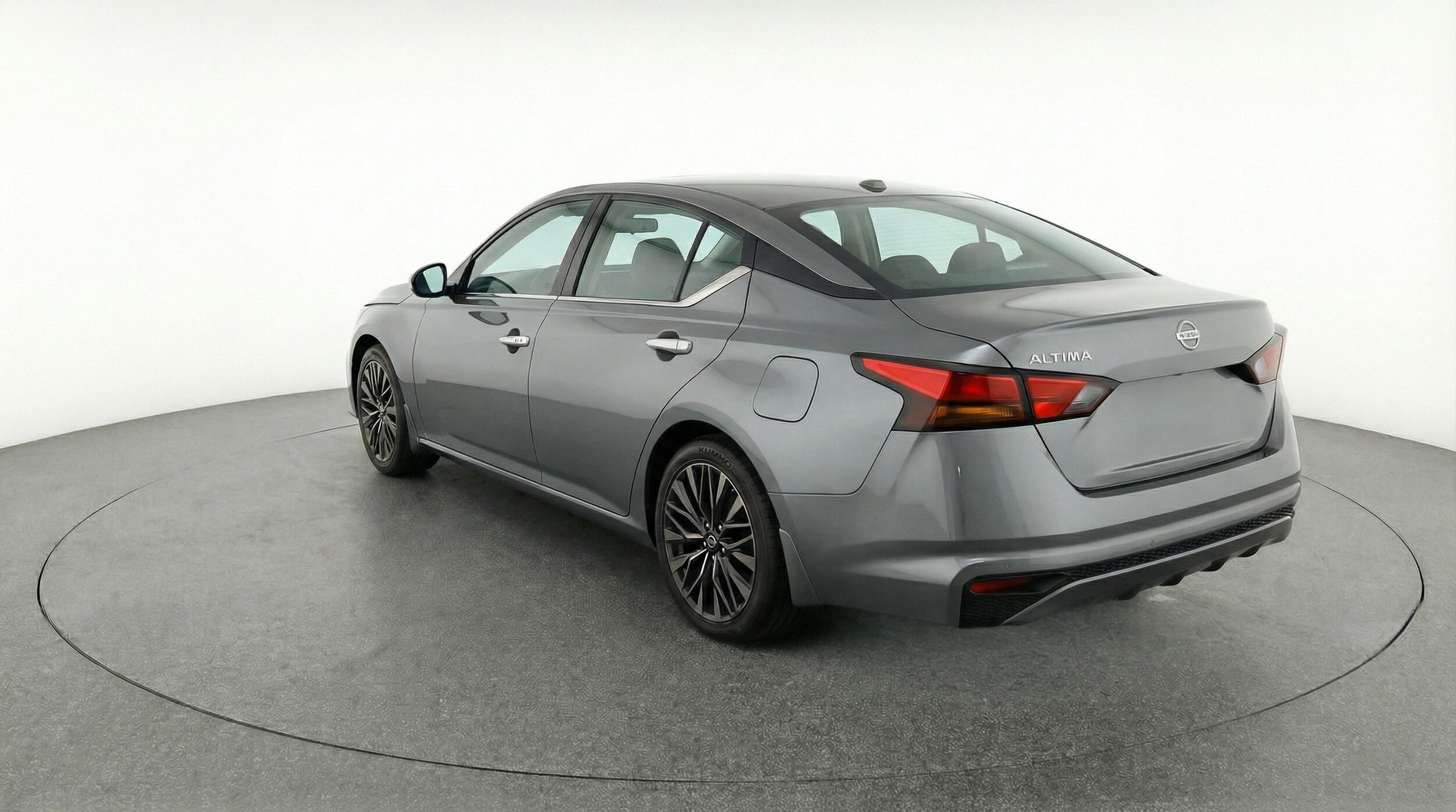 Thumbnail: 2025 Nissan Altima - 5