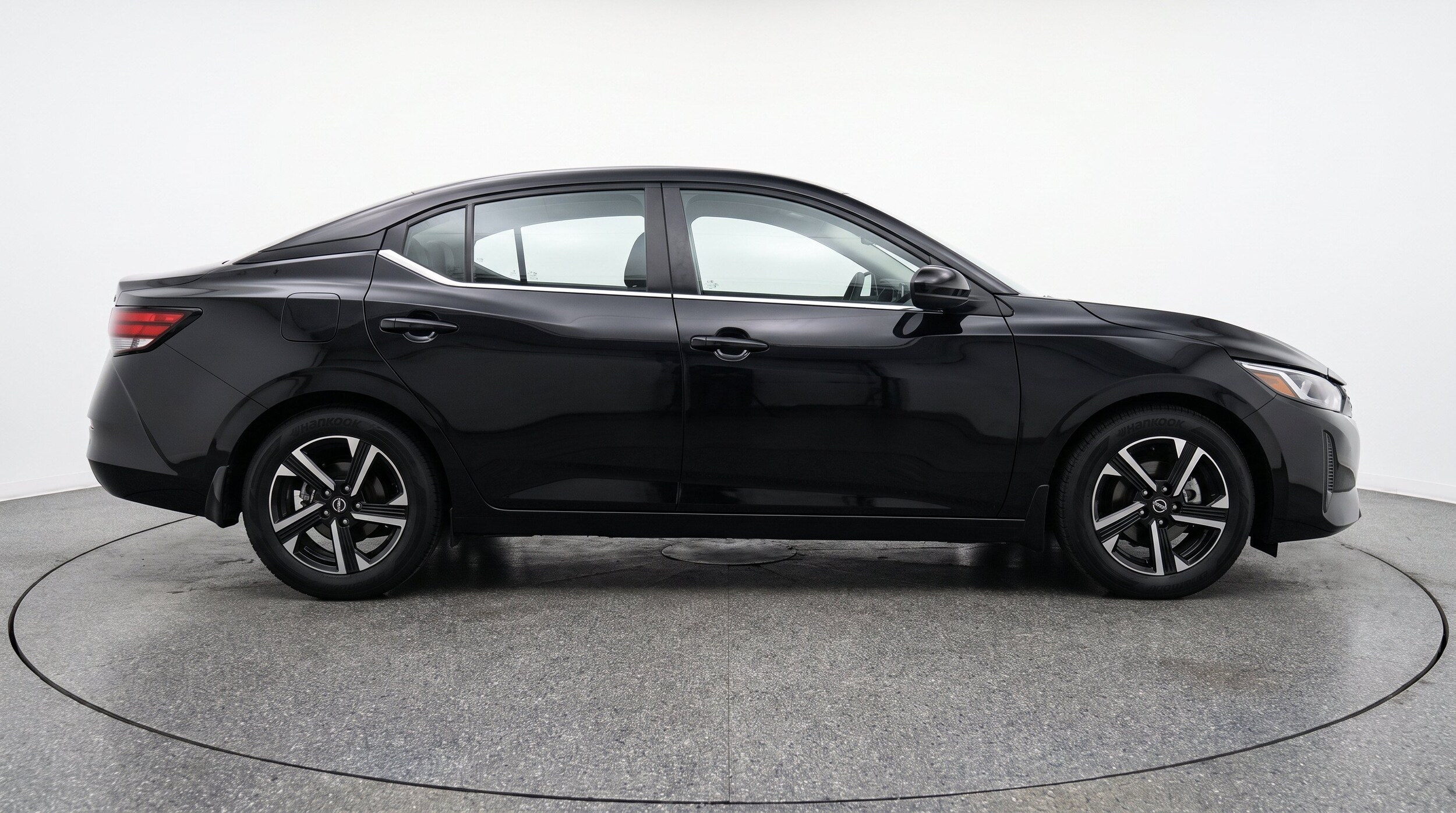 Thumbnail: 2025 Nissan Sentra - 11