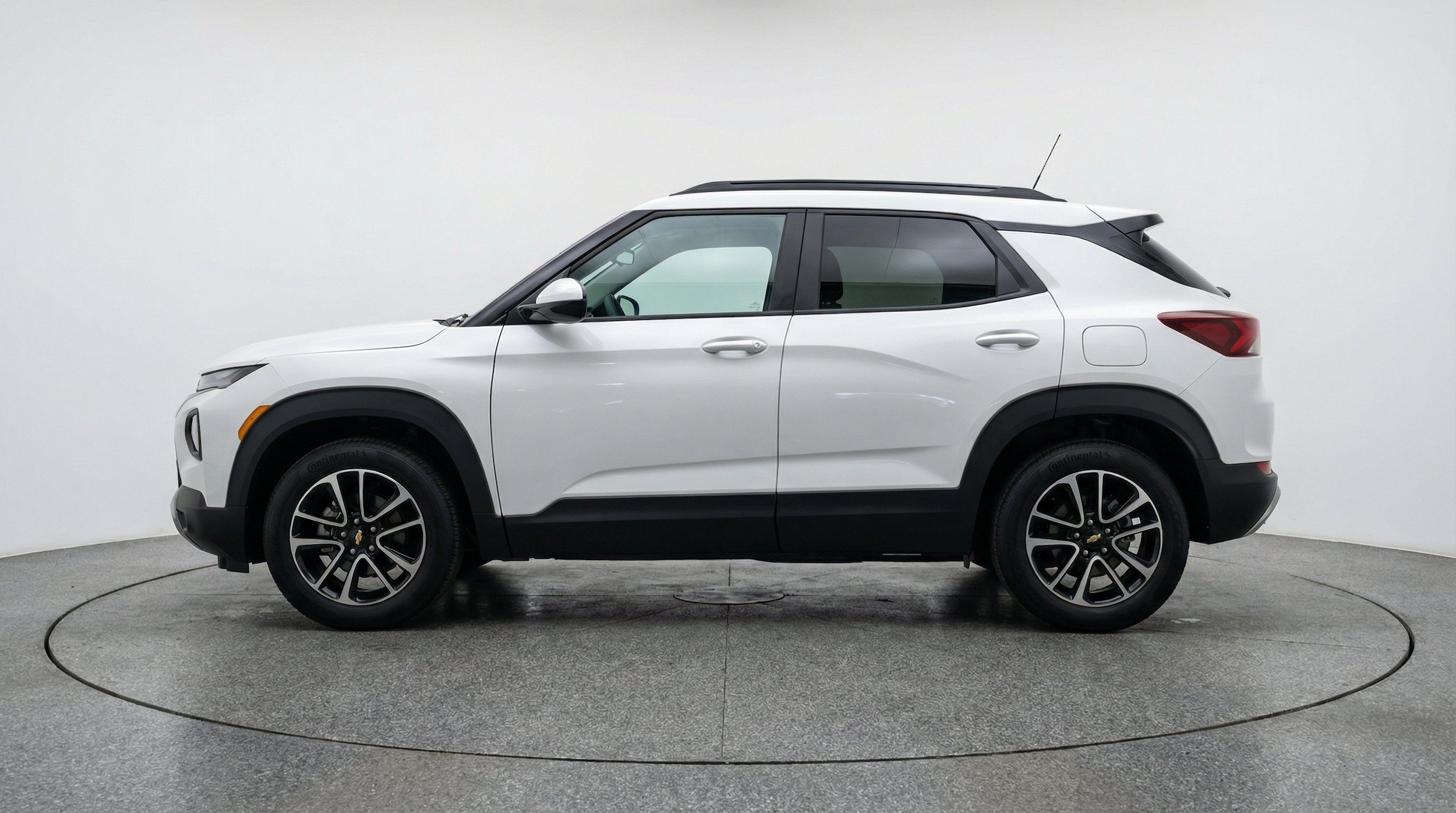 Thumbnail: 2025 Chevrolet TrailBlazer - 5