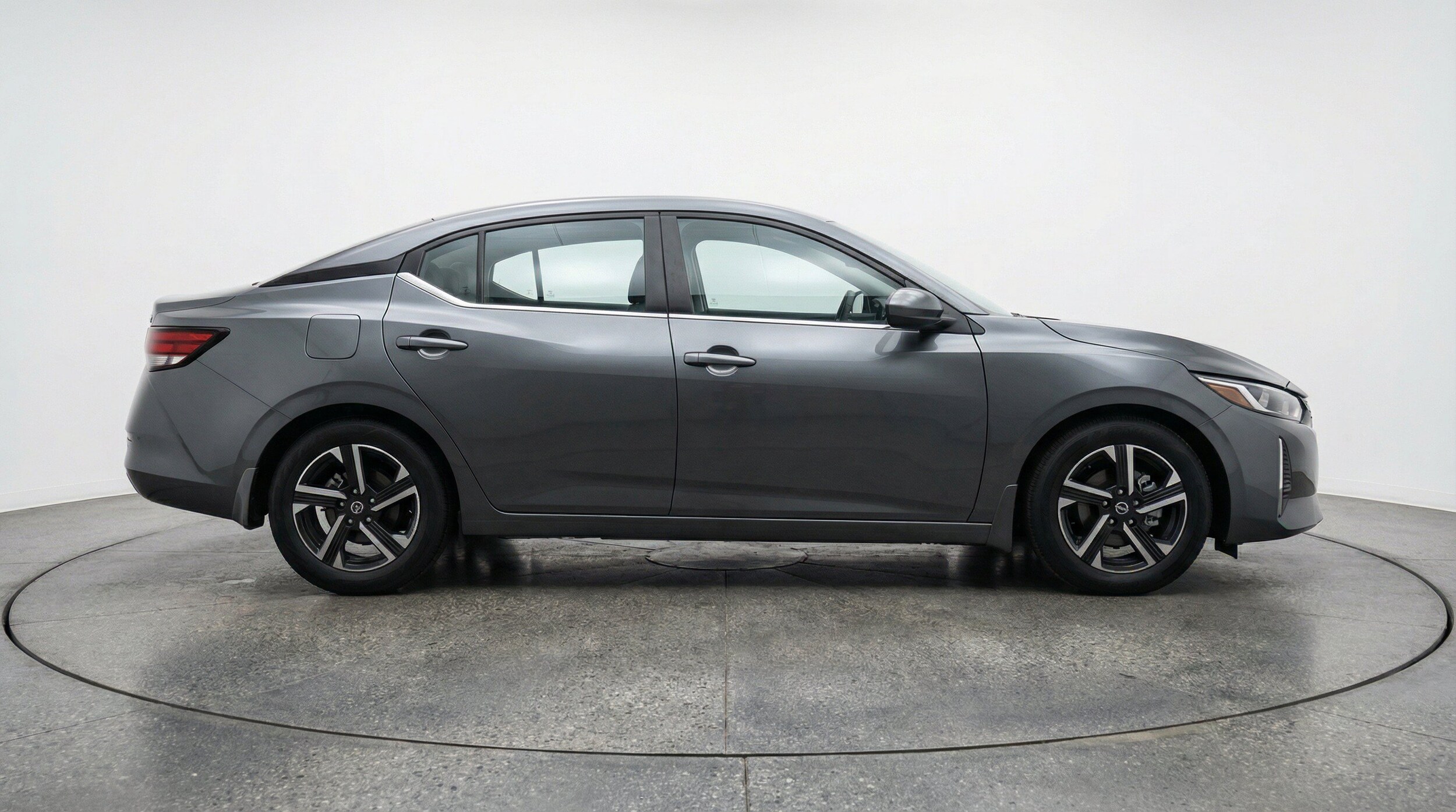 Thumbnail: 2025 Nissan Sentra - 11