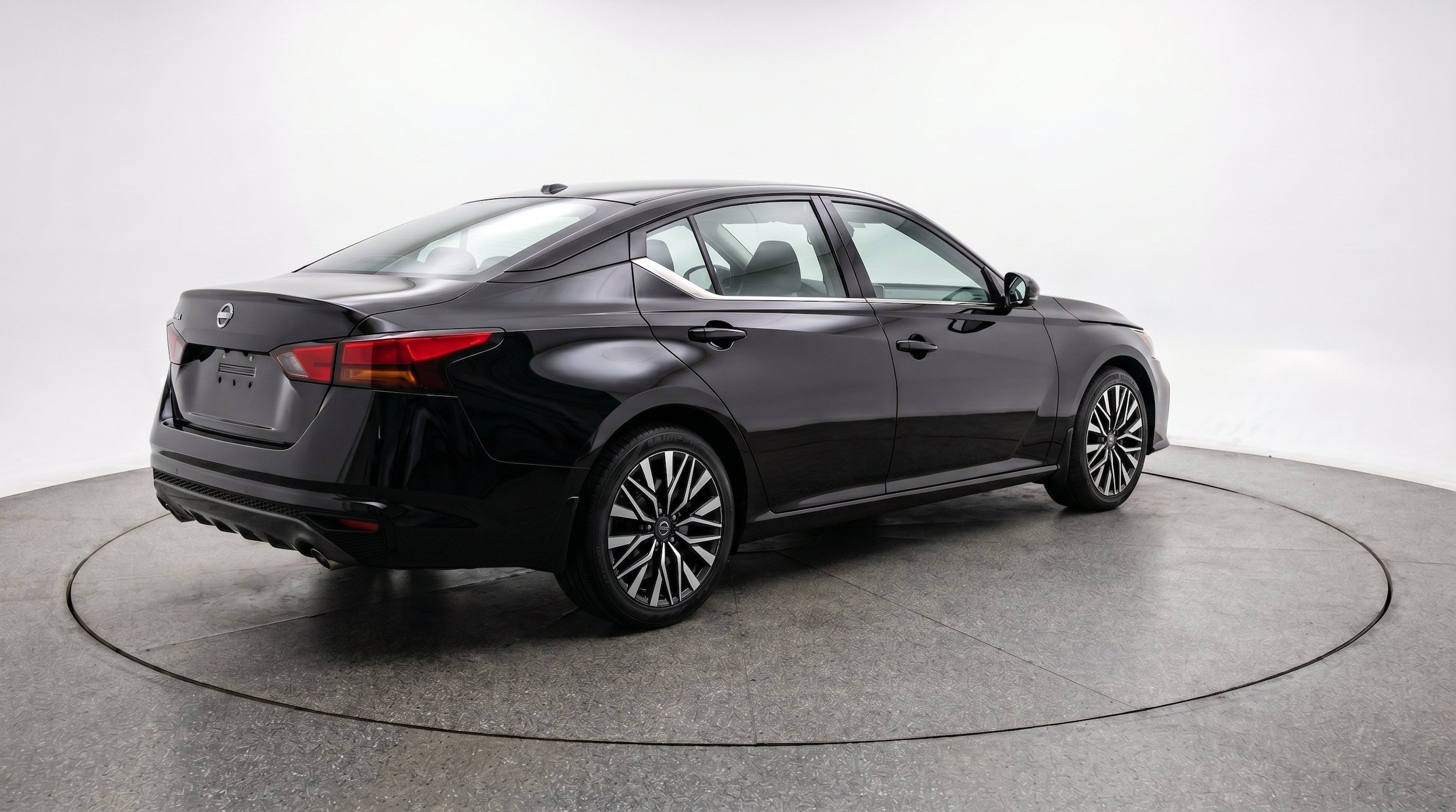 Thumbnail: 2026 Nissan Altima - 9