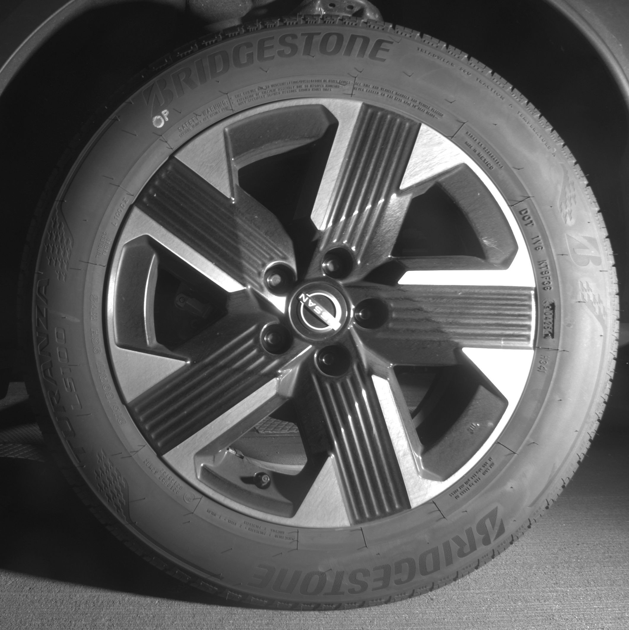 Thumbnail: 2025 Nissan Kicks - 14