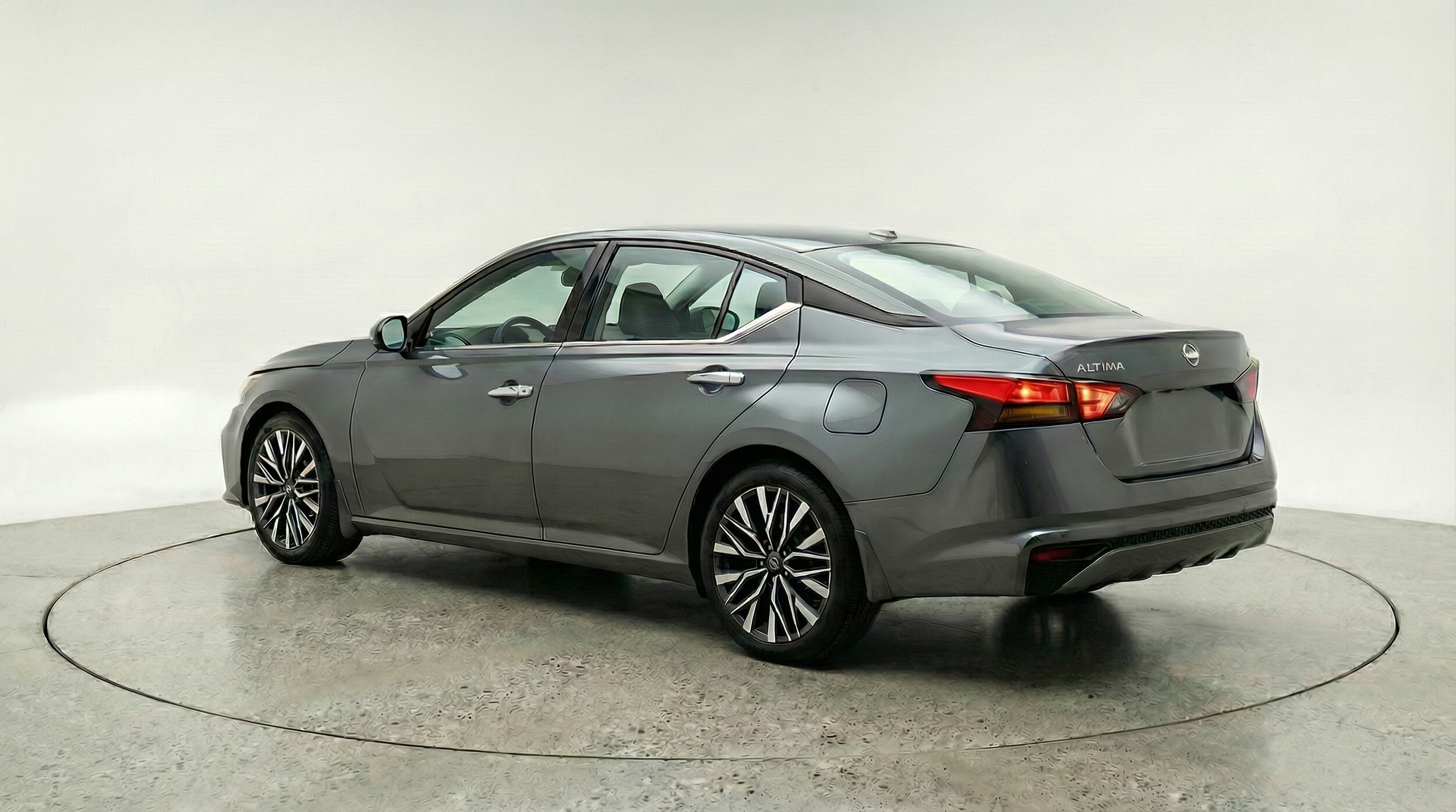 Thumbnail: 2025 Nissan Altima - 5