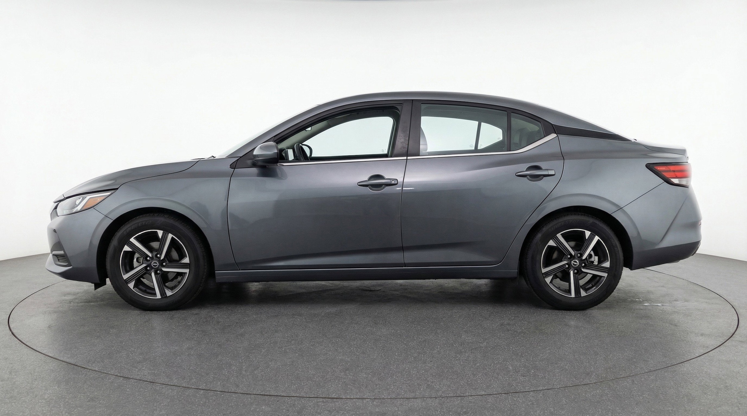 Thumbnail: 2025 Nissan Sentra - 5