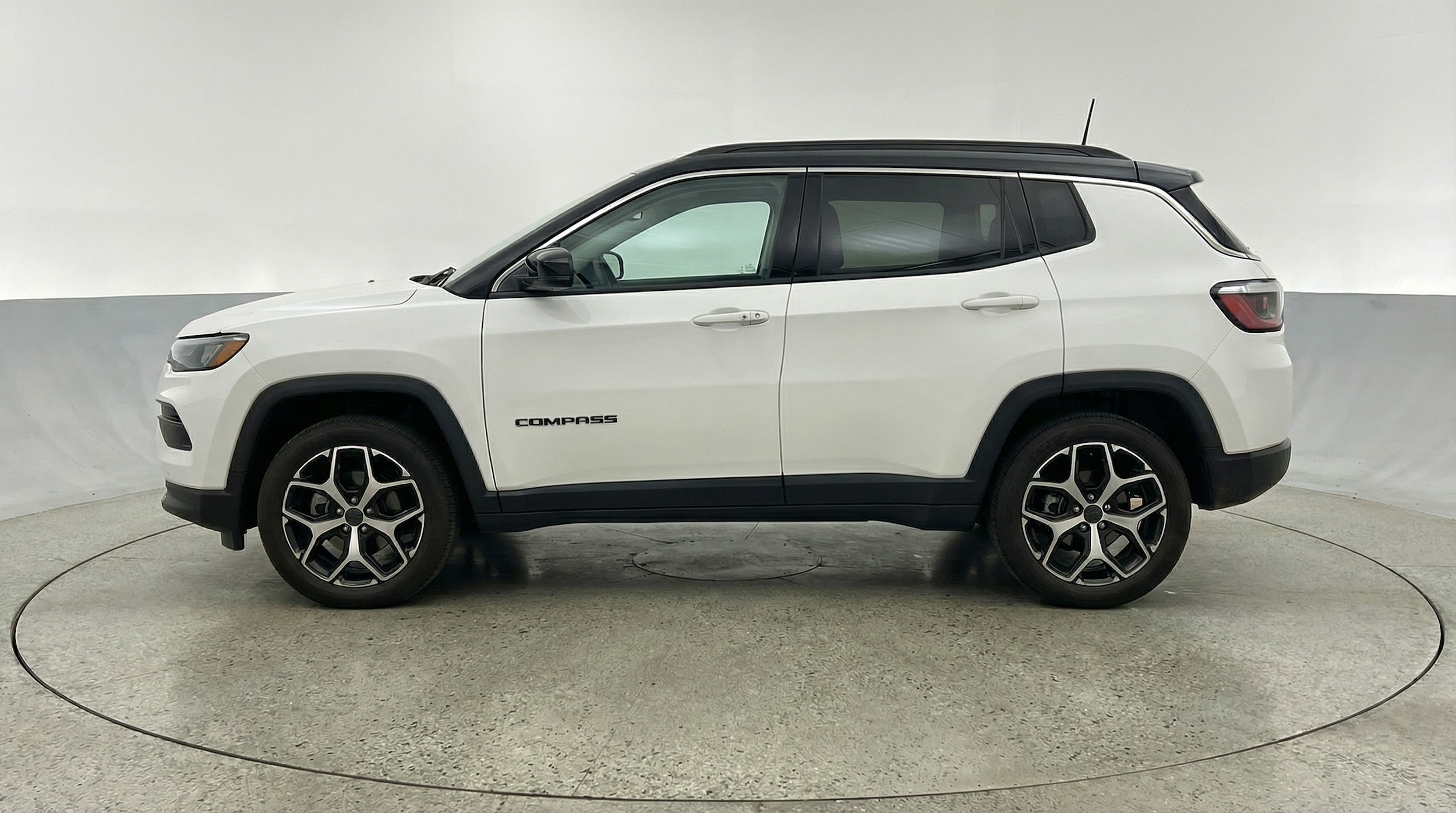 Thumbnail: 2025 Jeep Compass - 4