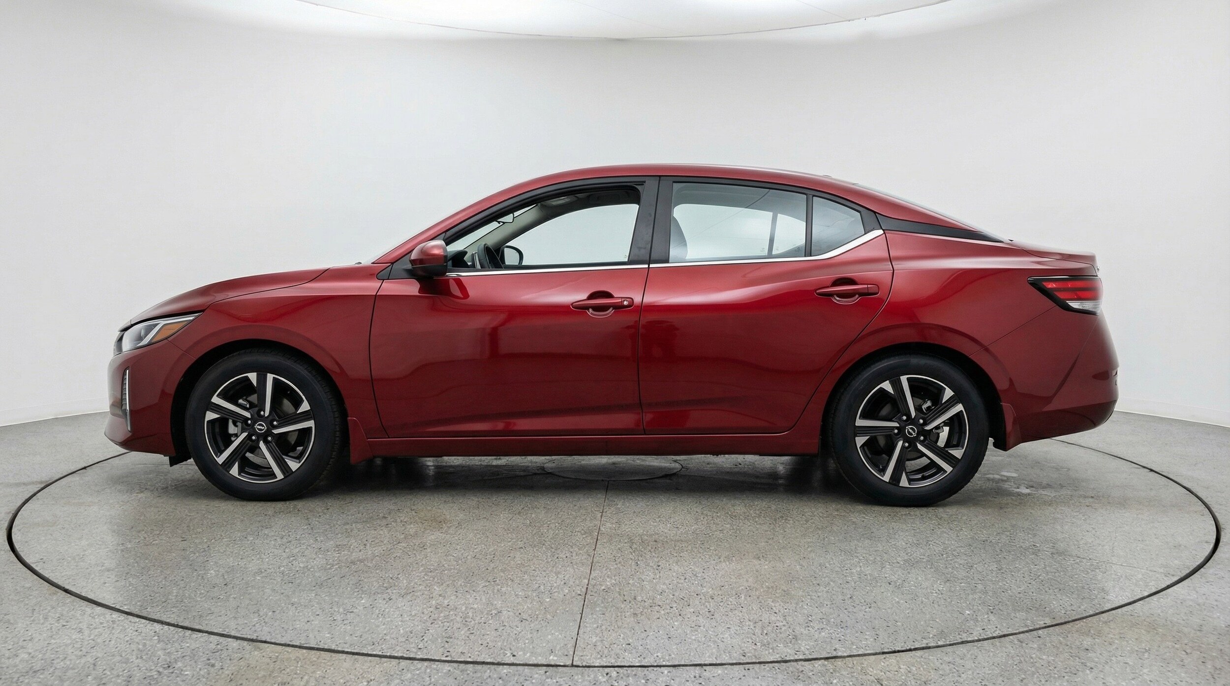 Thumbnail: 2025 Nissan Sentra - 5