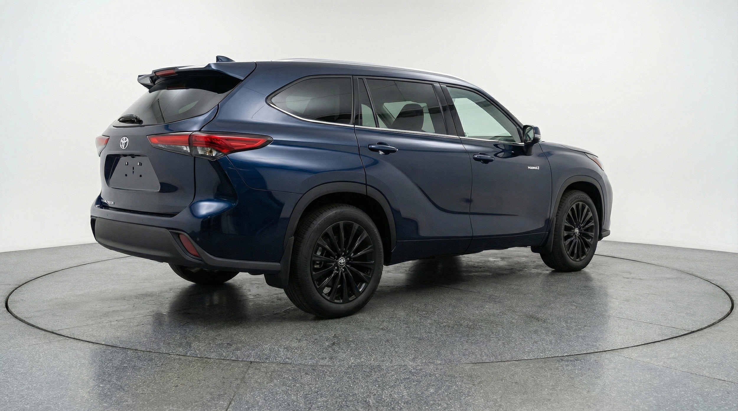 Thumbnail: 2025 Toyota Highlander - 9