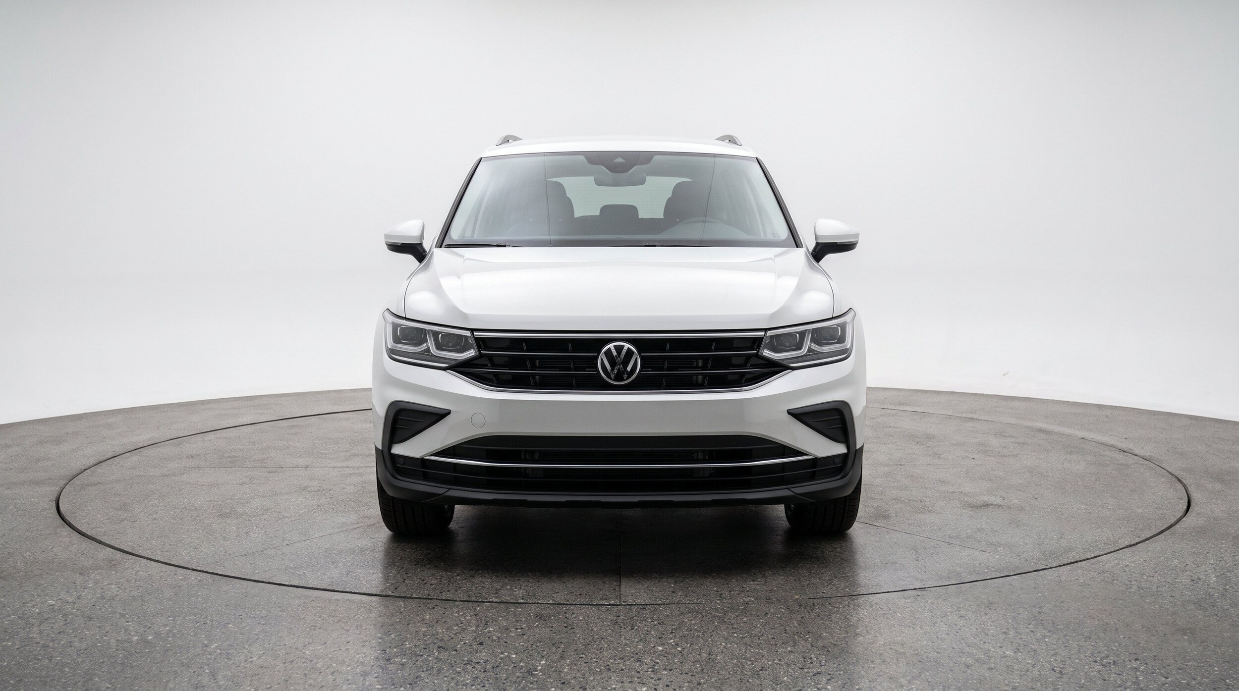Thumbnail: 2026 Volkswagen Tiguan - 2