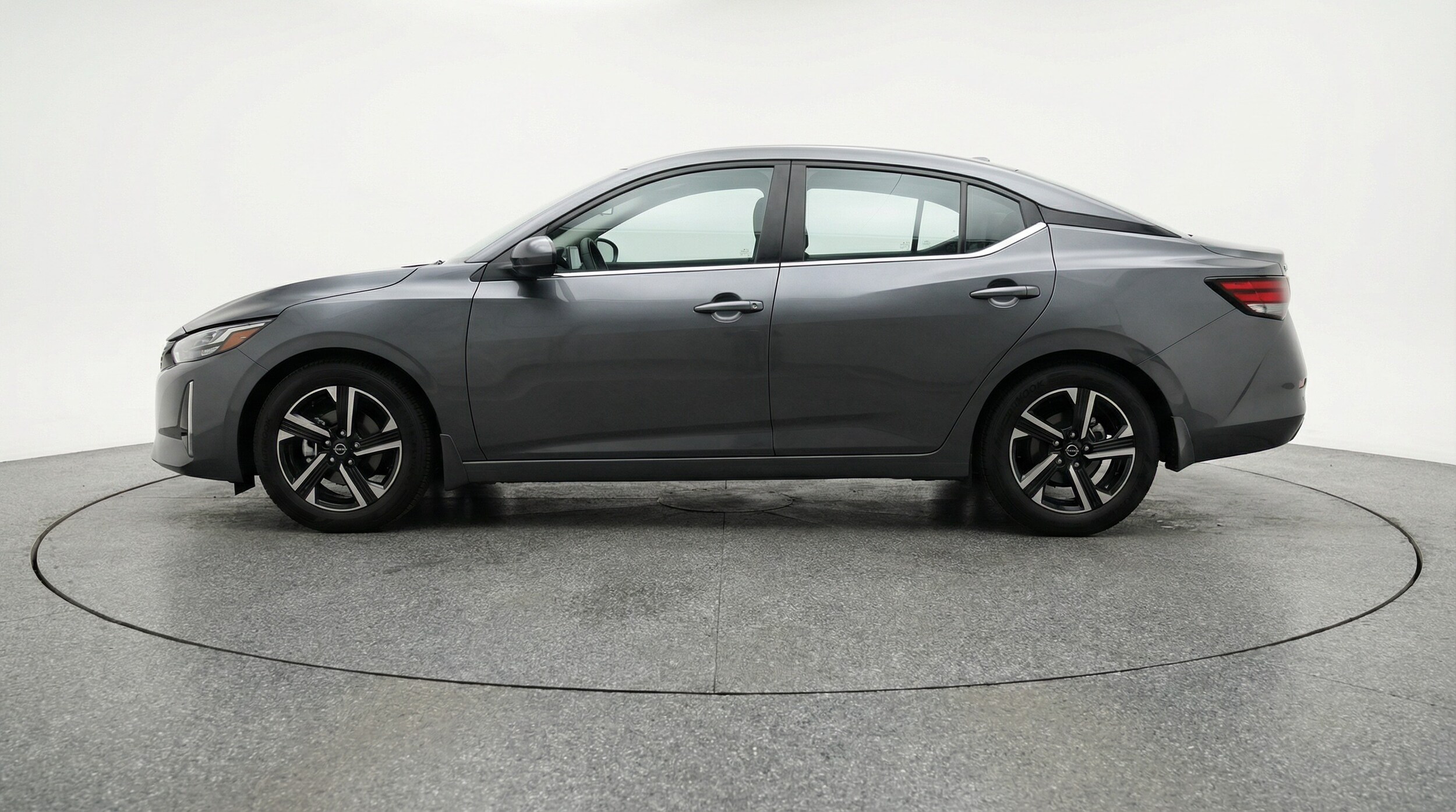 Thumbnail: 2025 Nissan Sentra - 4