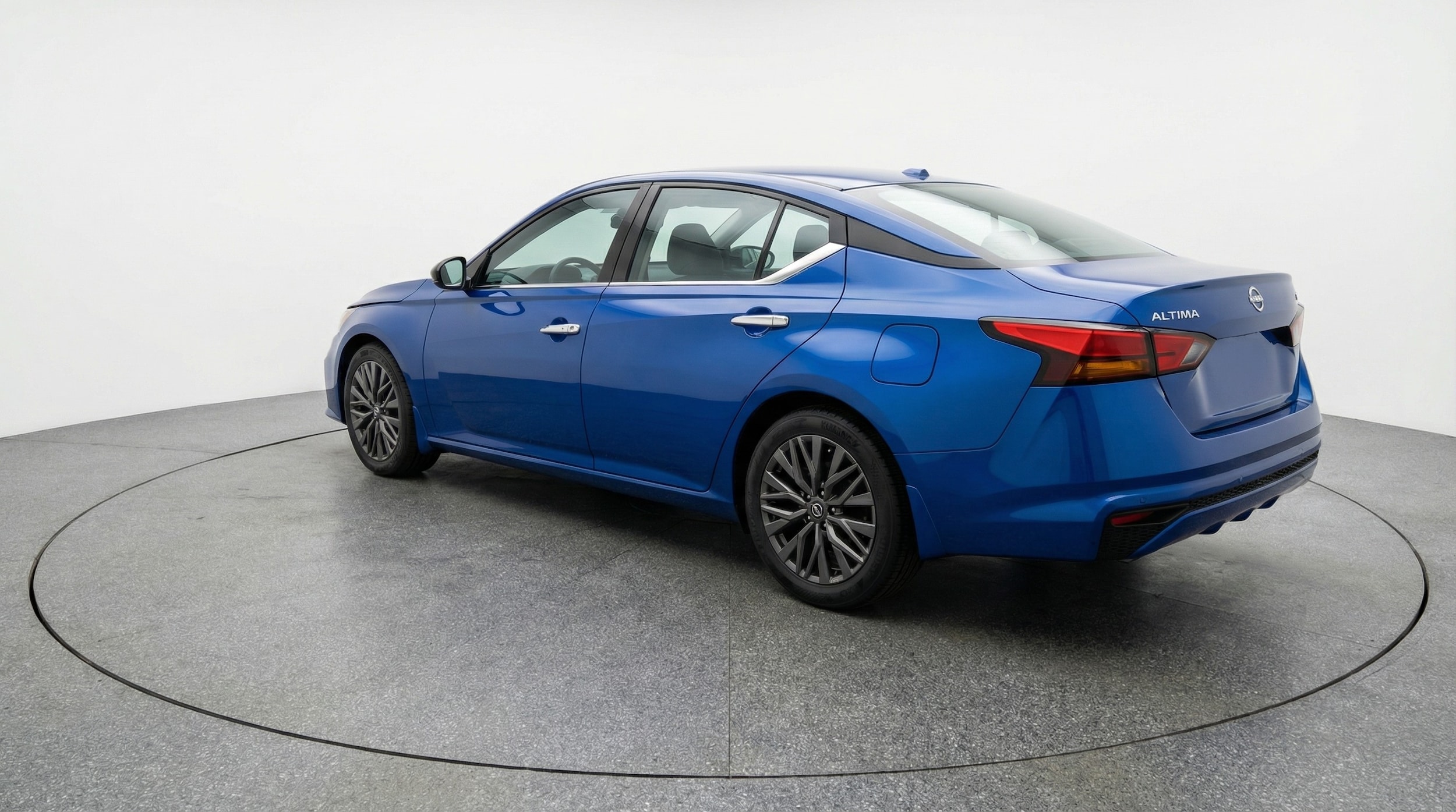 Thumbnail: 2025 Nissan Altima - 5