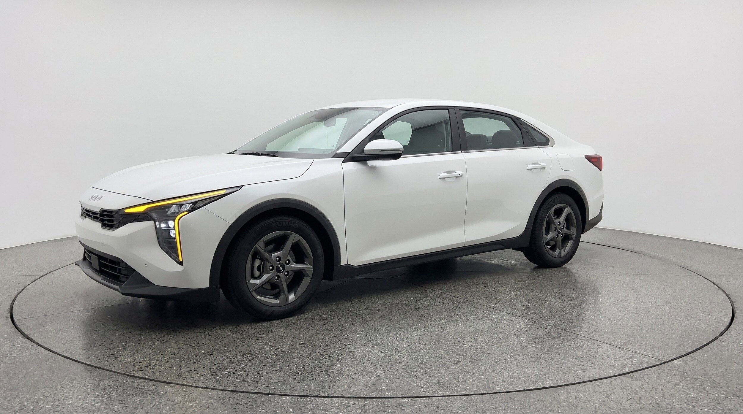 Thumbnail: 2025 Kia K4 - 3