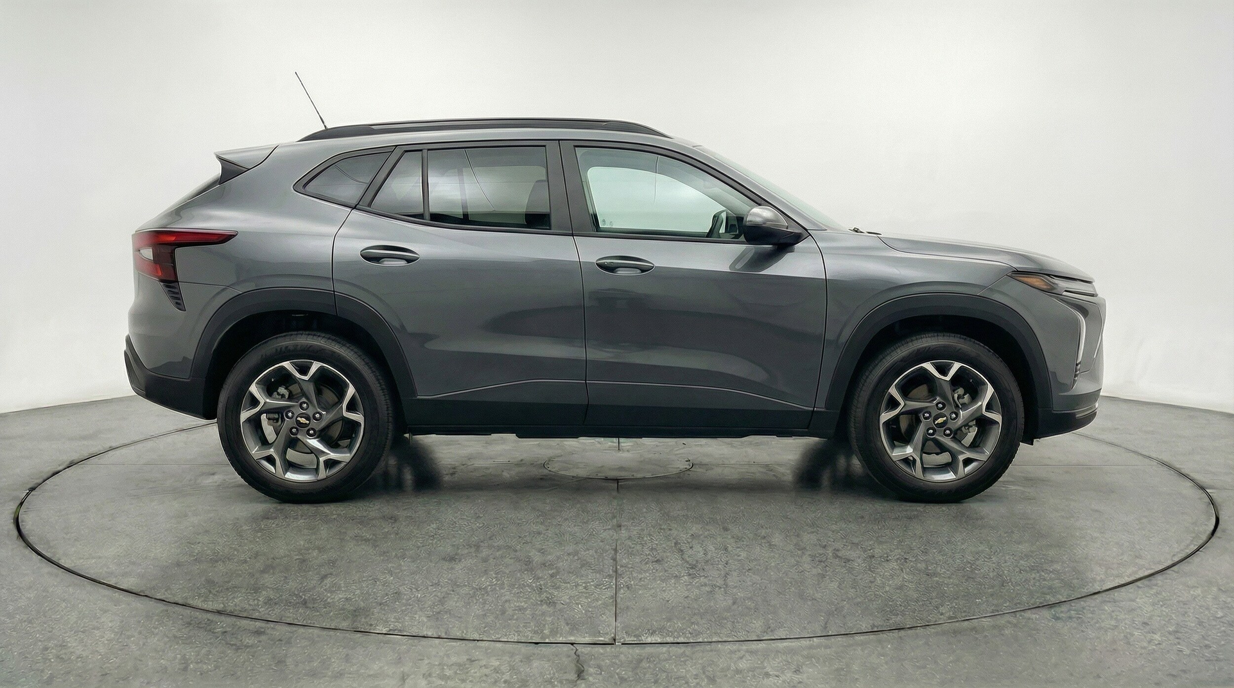 Thumbnail: 2025 Chevrolet Trax - 11