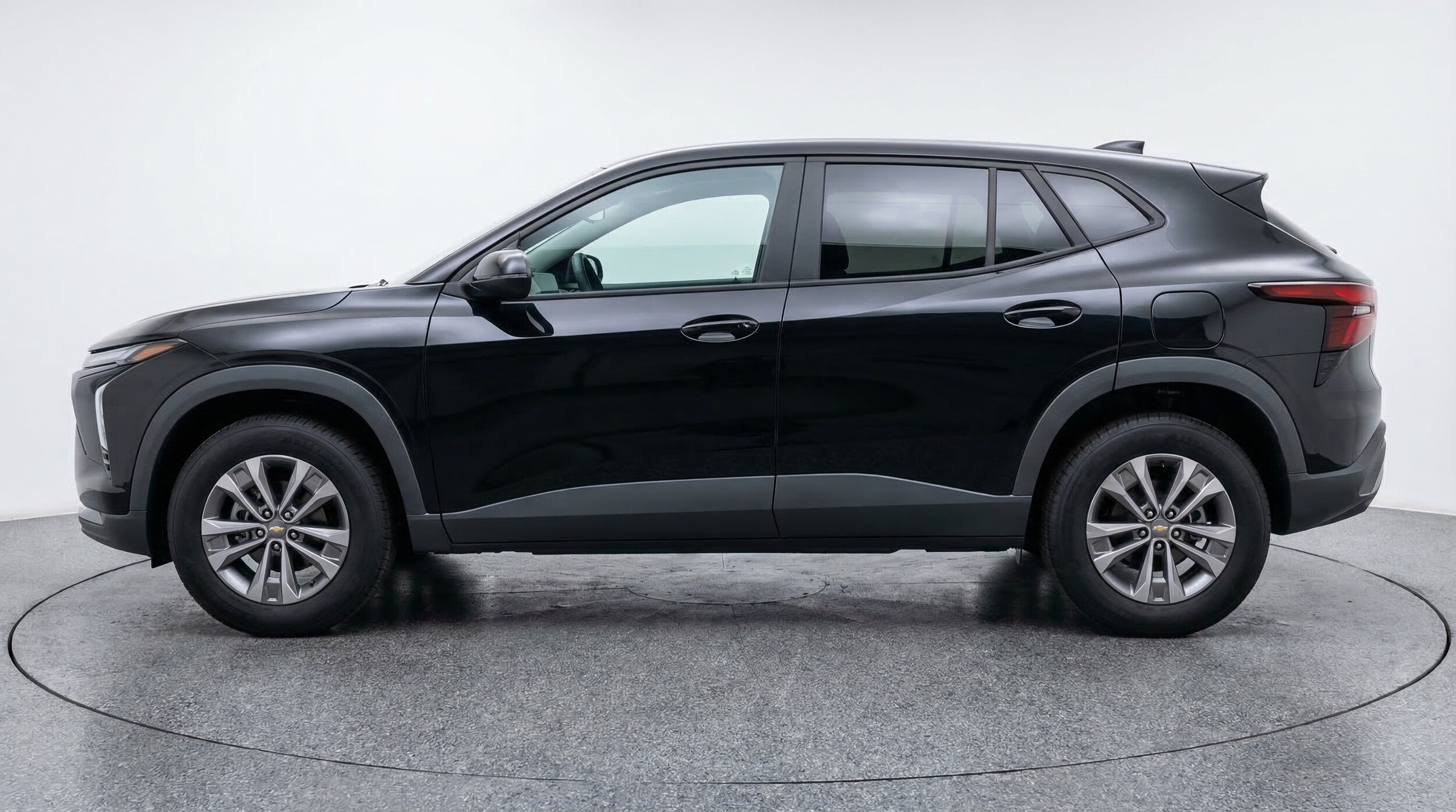 Thumbnail: 2025 Chevrolet Equinox - 4