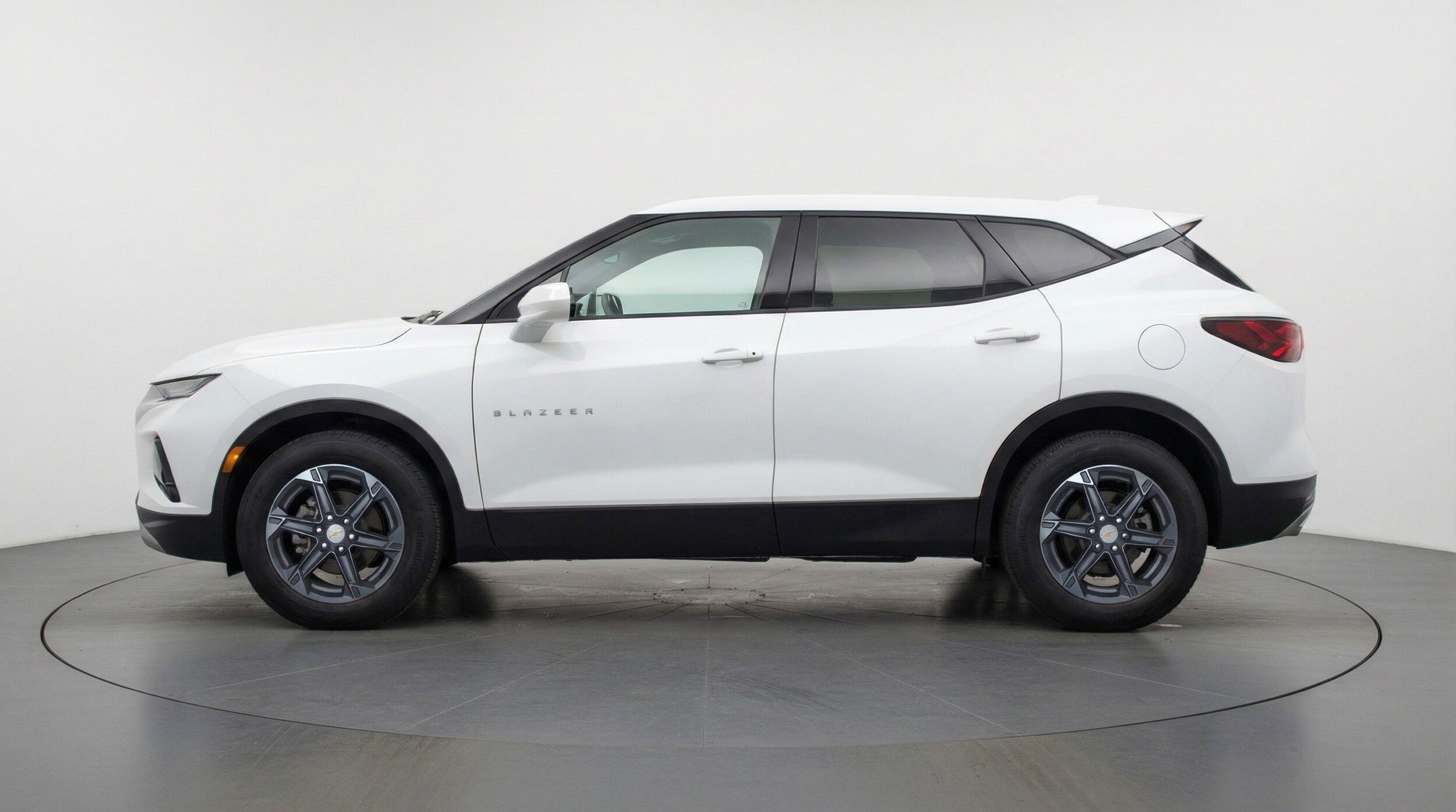 Thumbnail: 2025 Chevrolet Blazer - 5