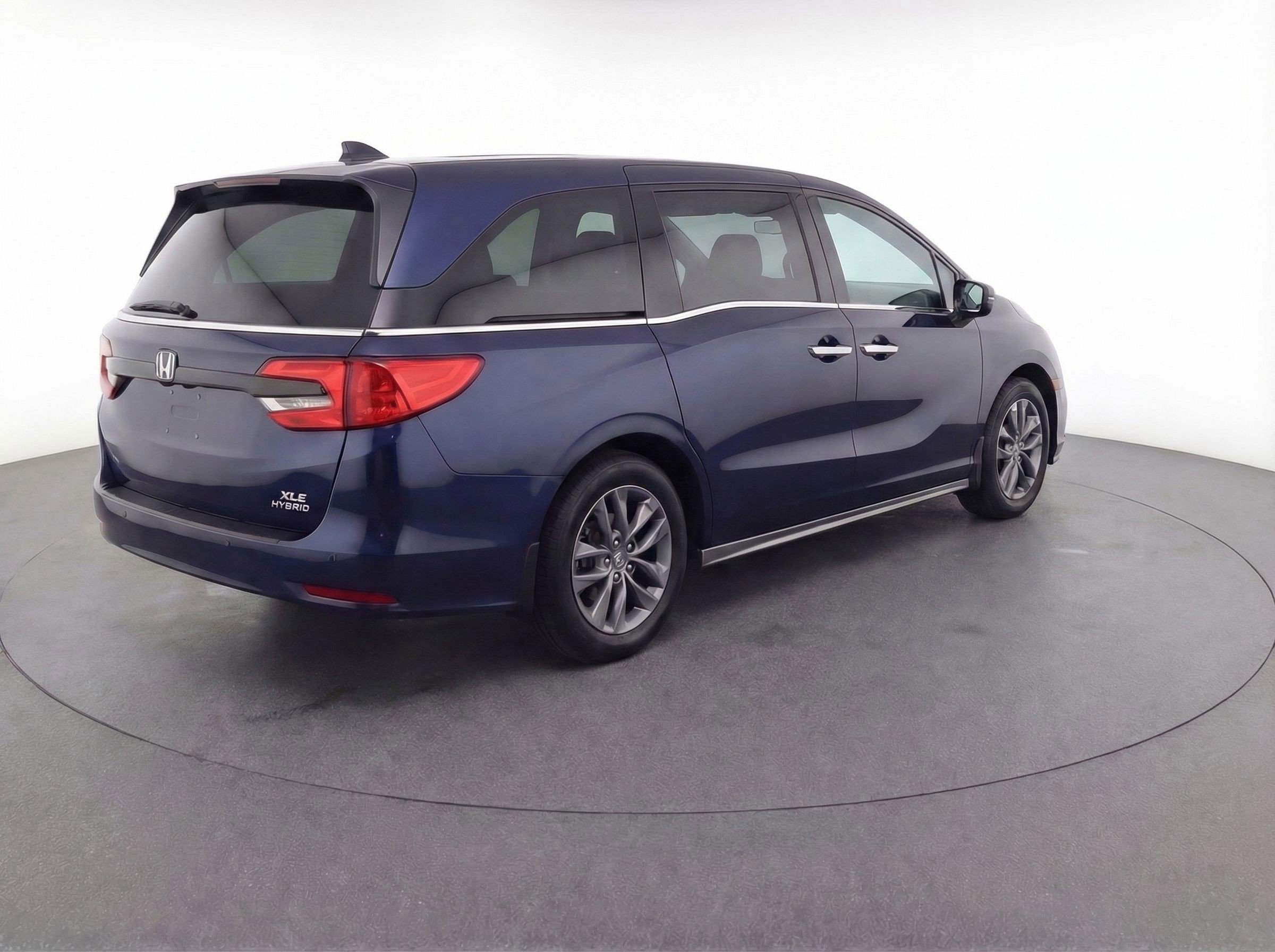 Thumbnail: 2024 Toyota Sienna - 9