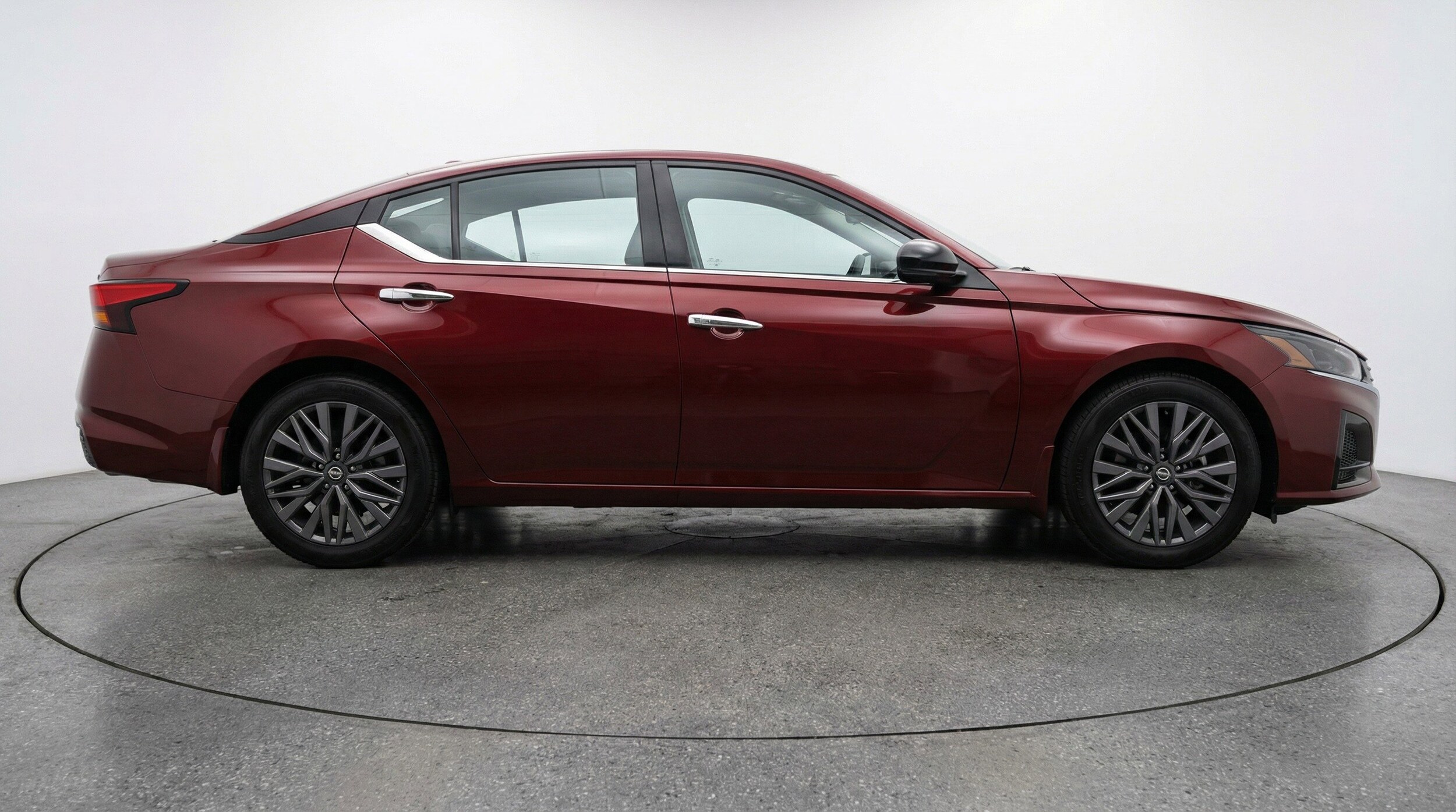 Thumbnail: 2025 Nissan Altima - 11