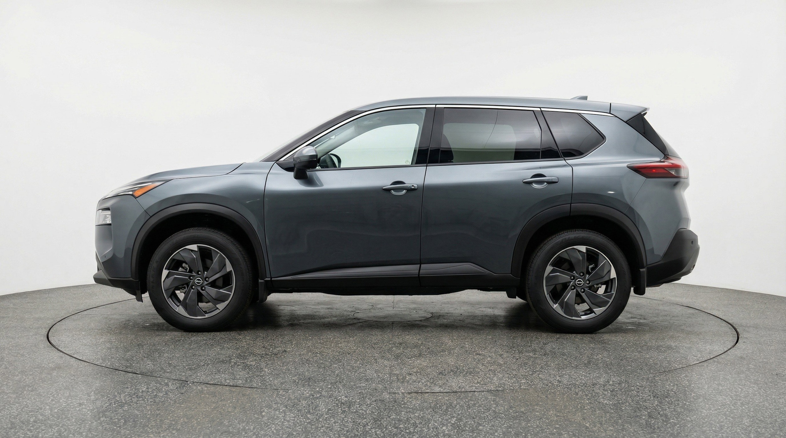 Thumbnail: 2025 Nissan Rogue - 5