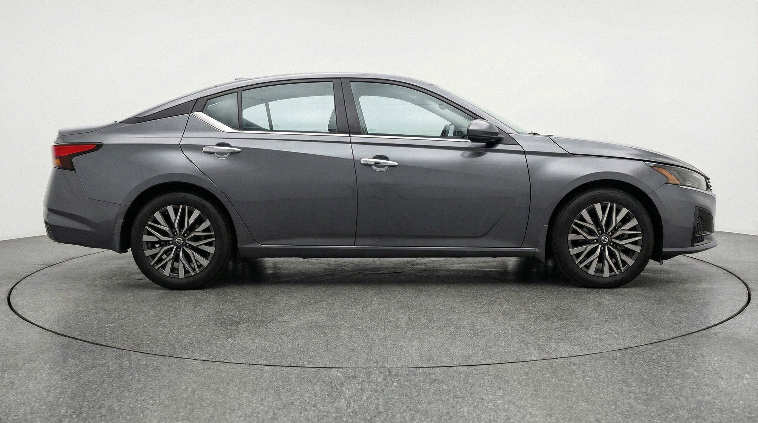 Thumbnail: 2025 Nissan Altima - 11