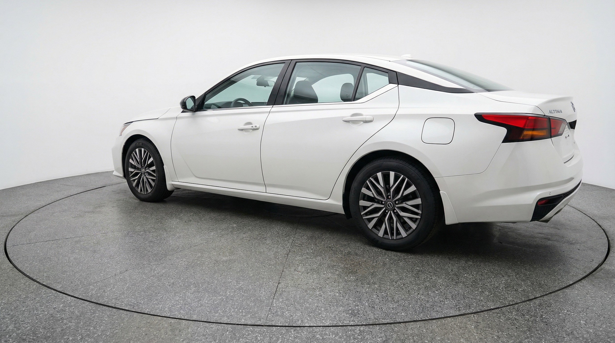 Thumbnail: 2025 Nissan Altima - 6