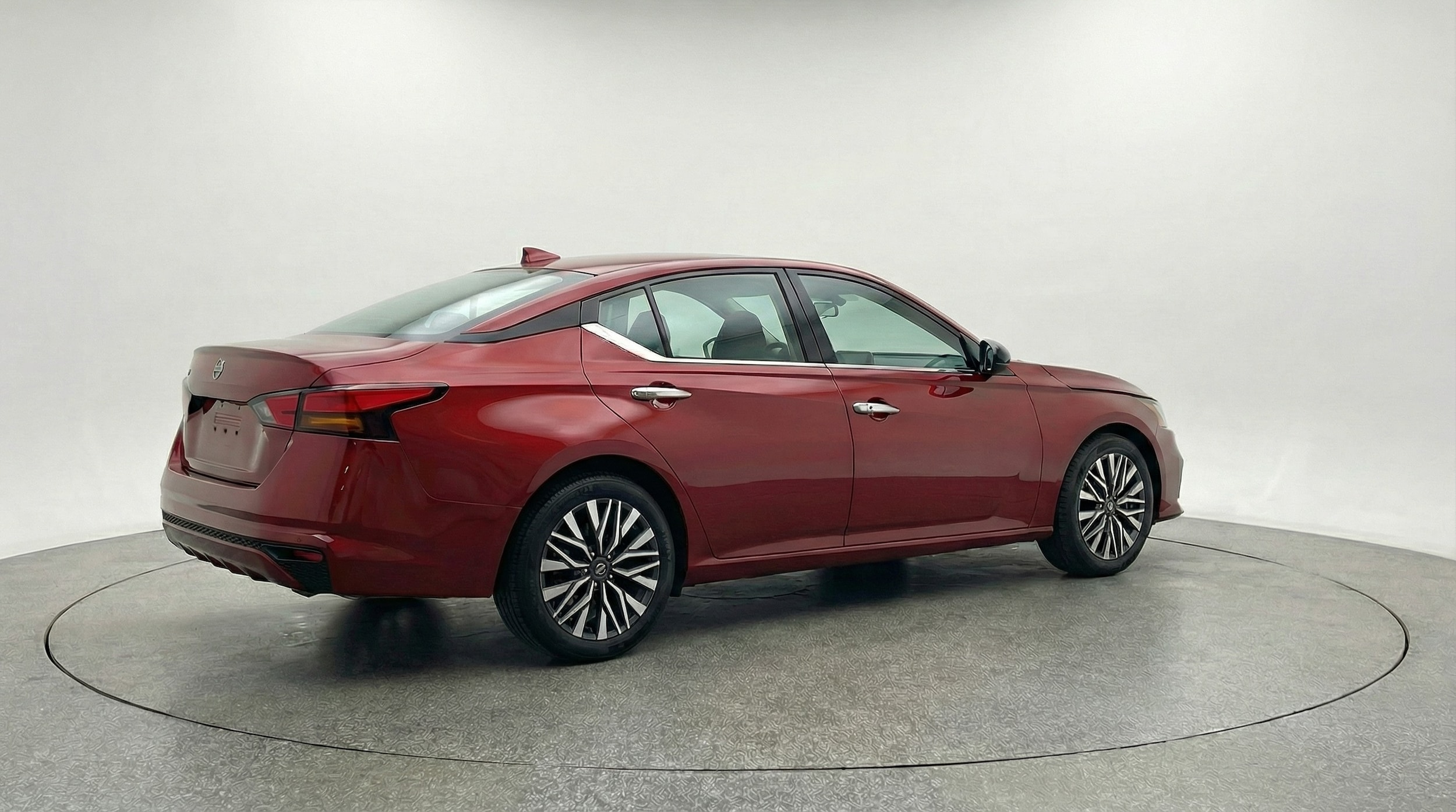 Thumbnail: 2025 Nissan Altima - 7