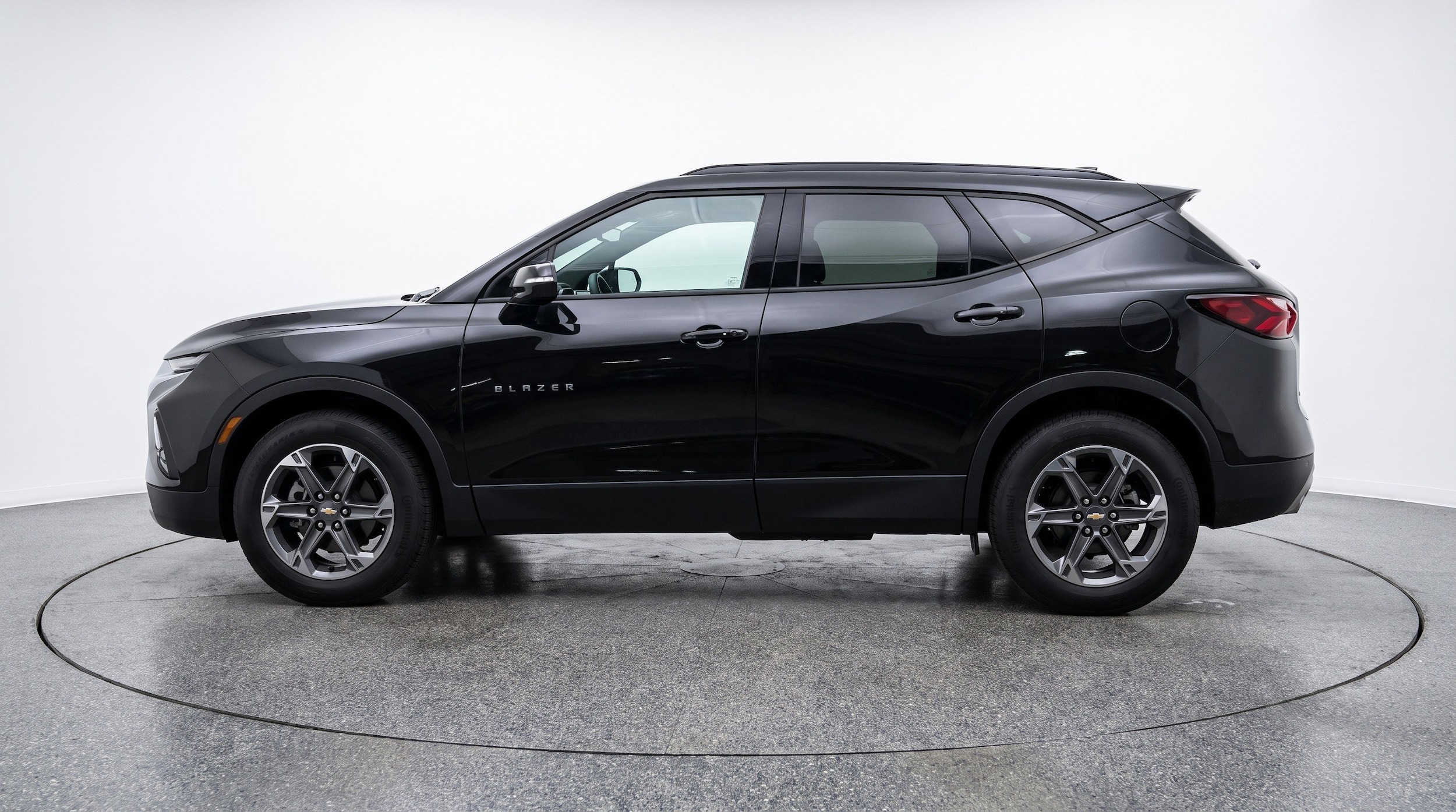 Thumbnail: 2025 Chevrolet Blazer - 5