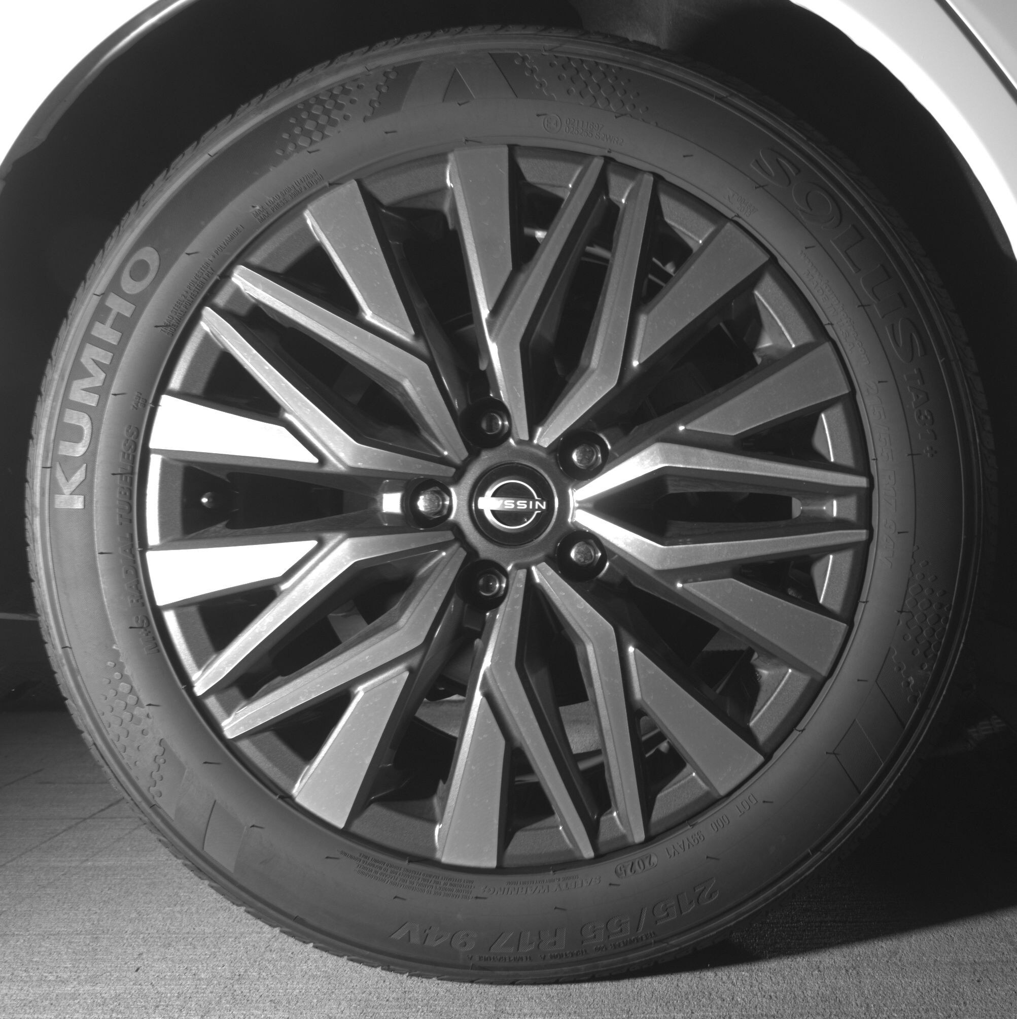 Thumbnail: 2025 Nissan Altima - 12