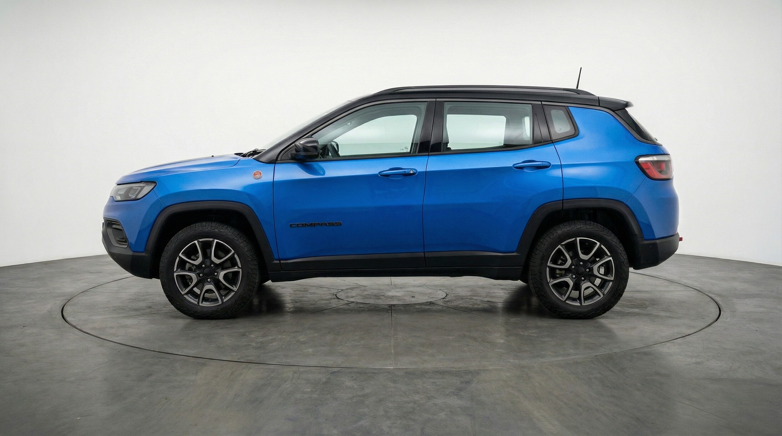 Thumbnail: 2025 Jeep Compass - 4