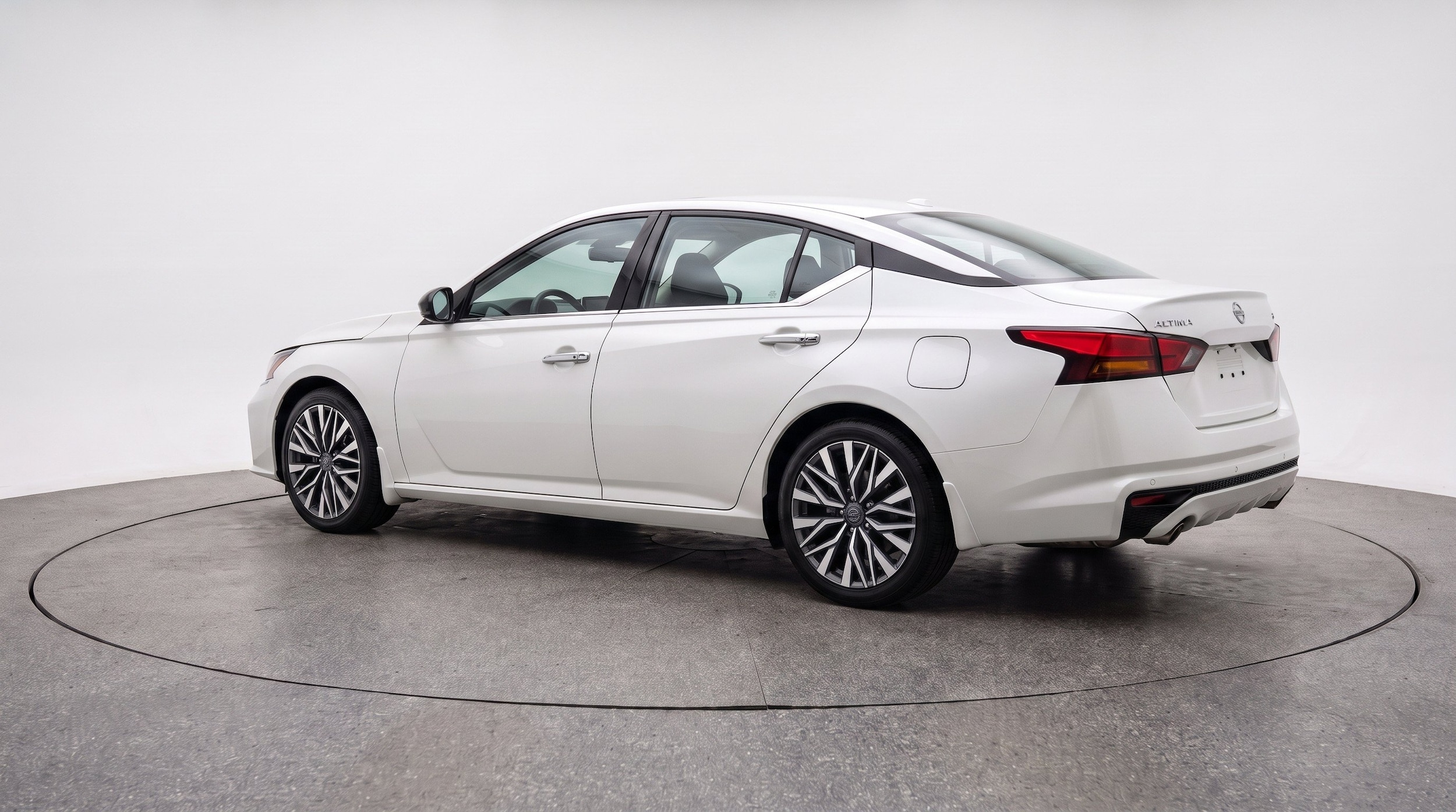 Thumbnail: 2025 Nissan Altima - 6