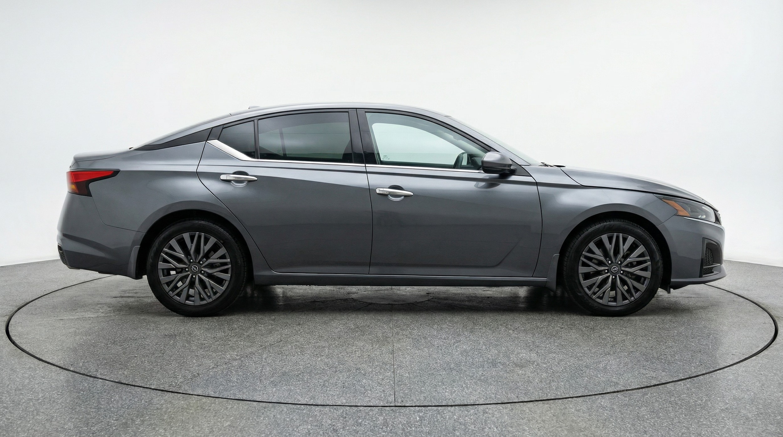 Thumbnail: 2025 Nissan Altima - 8