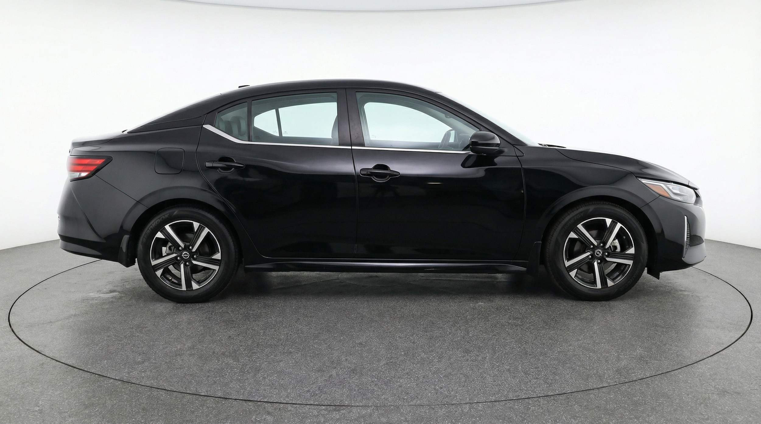 Thumbnail: 2025 Nissan Sentra - 8