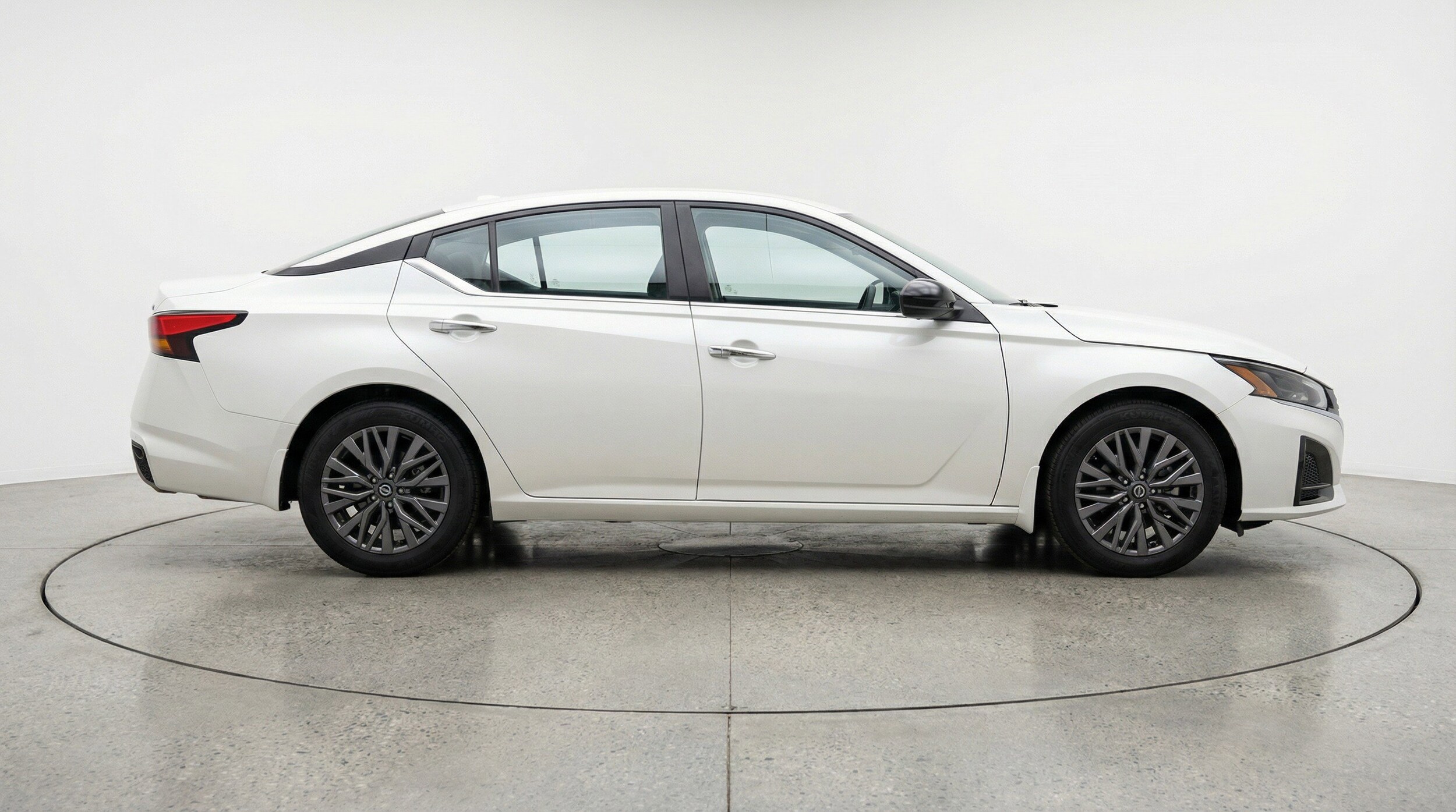 Thumbnail: 2025 Nissan Altima - 11