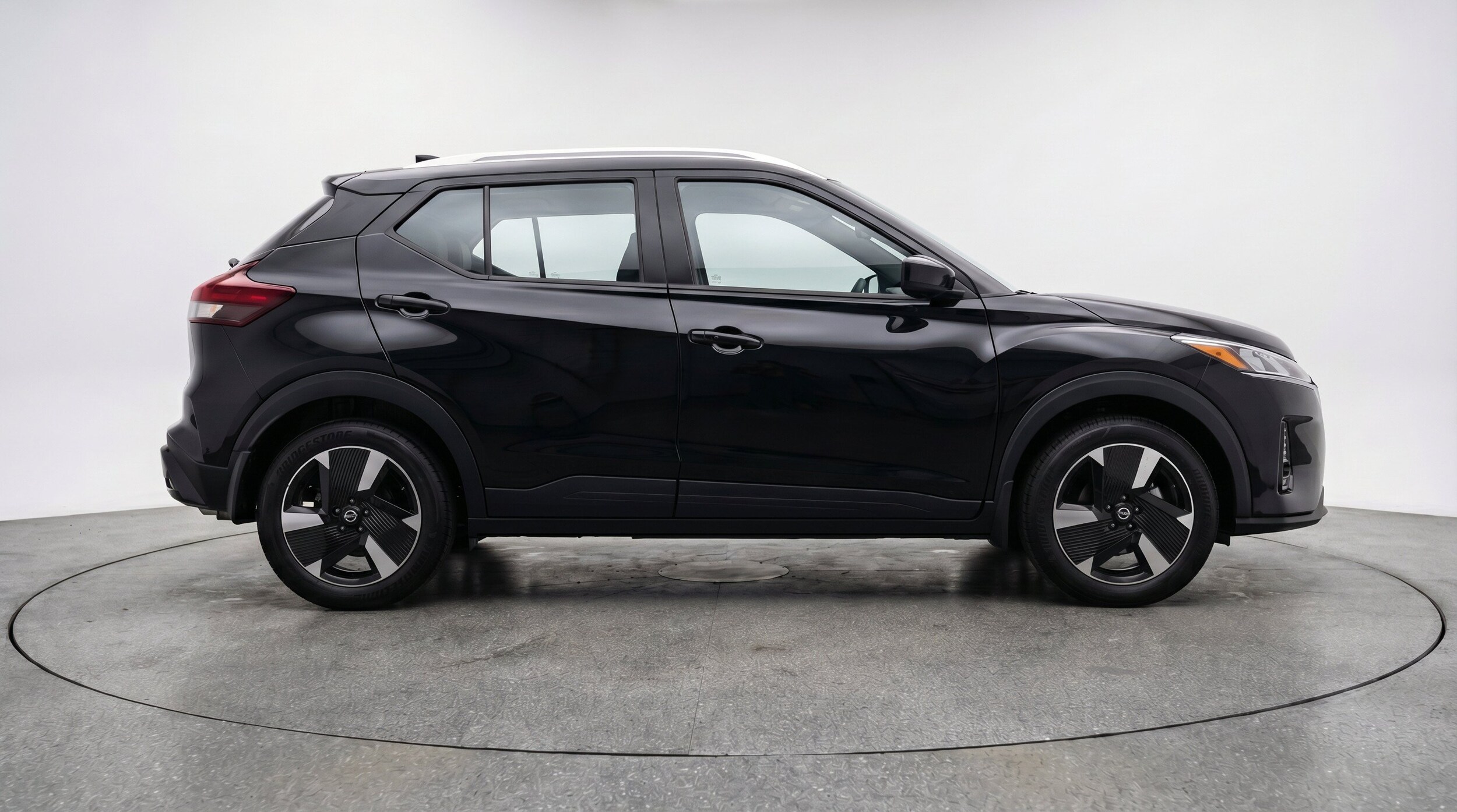 Thumbnail: 2026 Nissan Kicks - 11