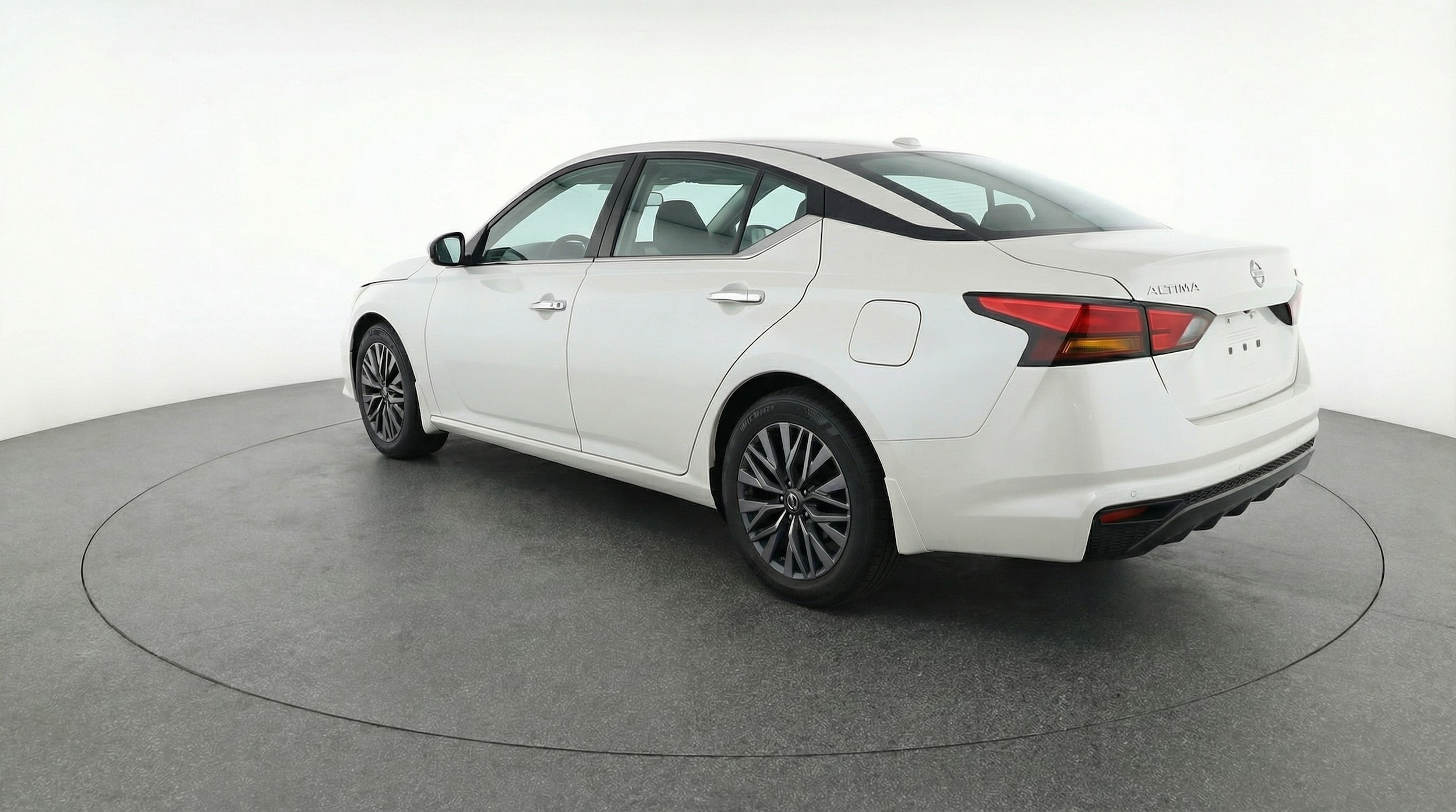 Thumbnail: 2025 Nissan Altima - 5