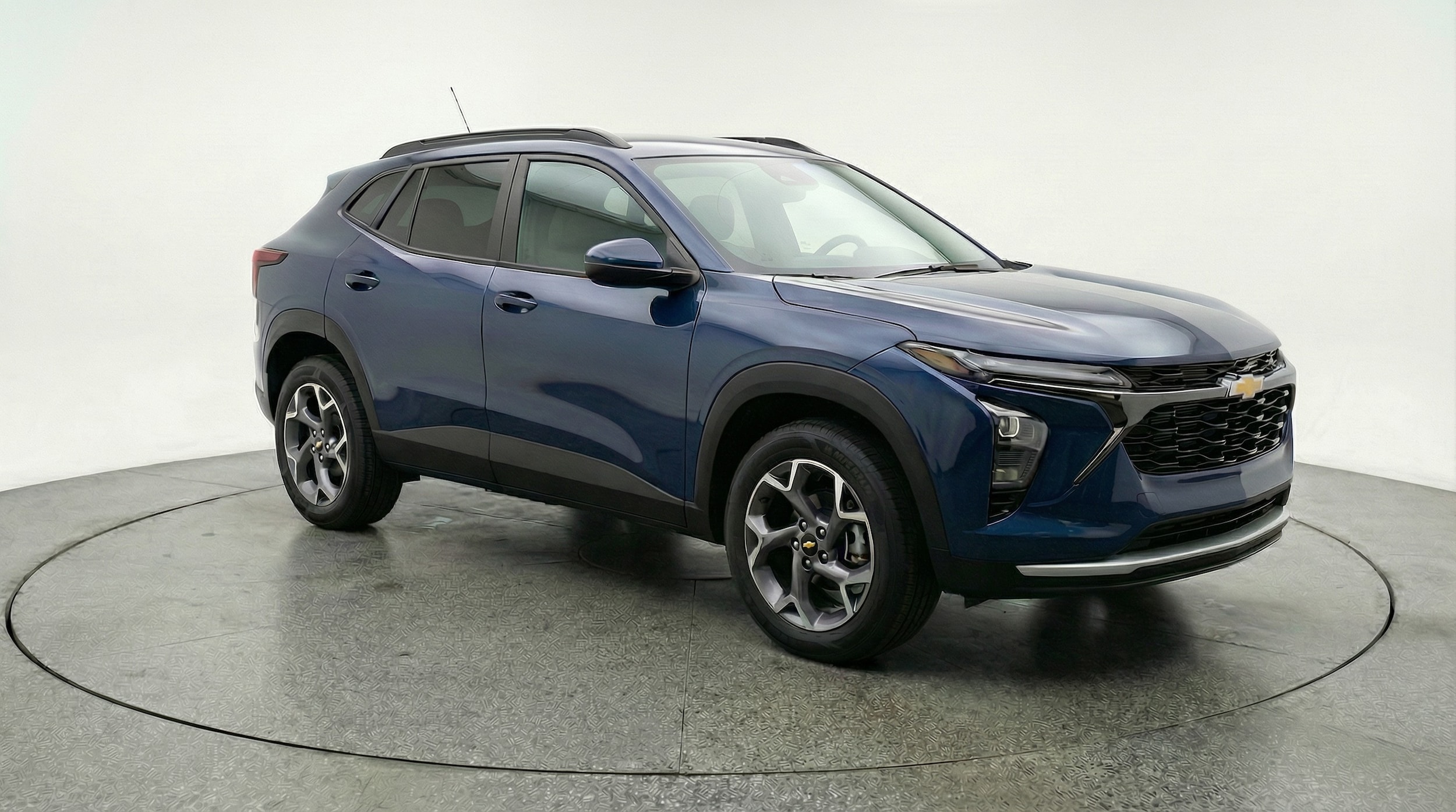 Thumbnail: 2025 Chevrolet Trax - 1