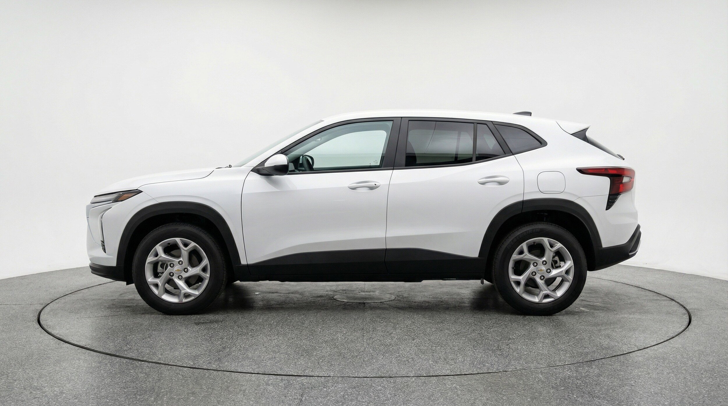 Thumbnail: 2025 Chevrolet Trax - 5