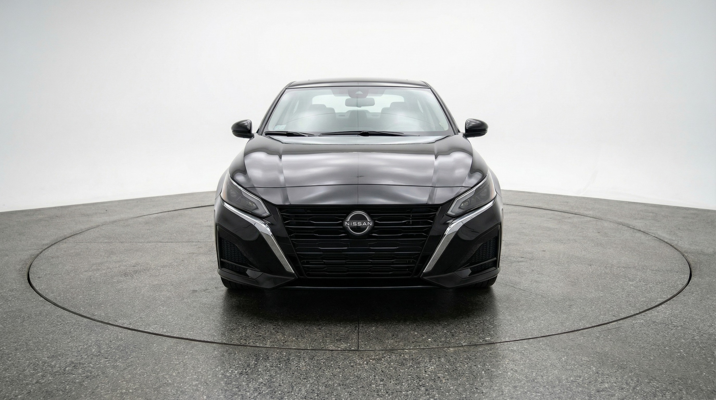 Thumbnail: 2025 Nissan Altima - 2