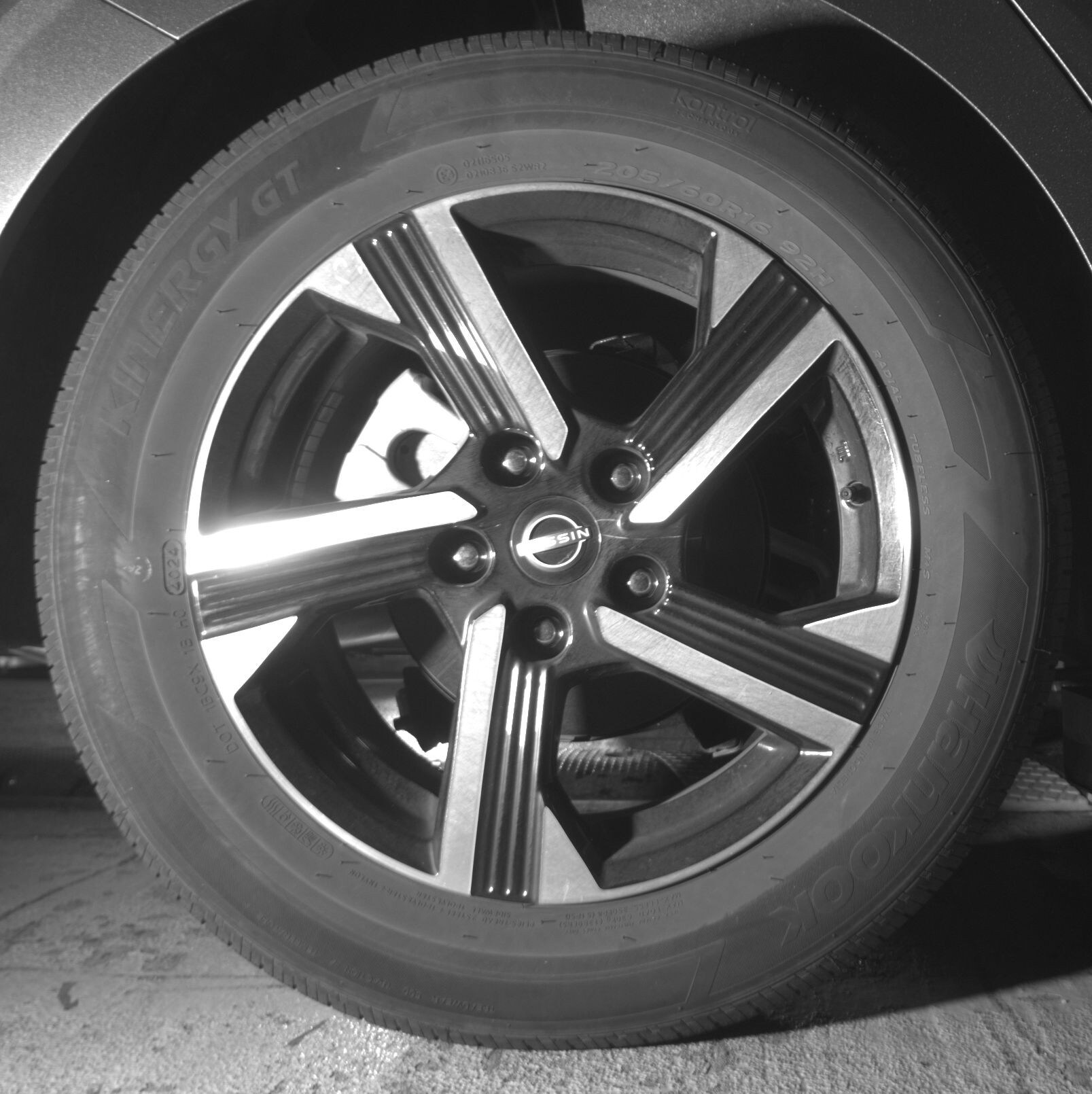 Thumbnail: 2025 Nissan Sentra - 12