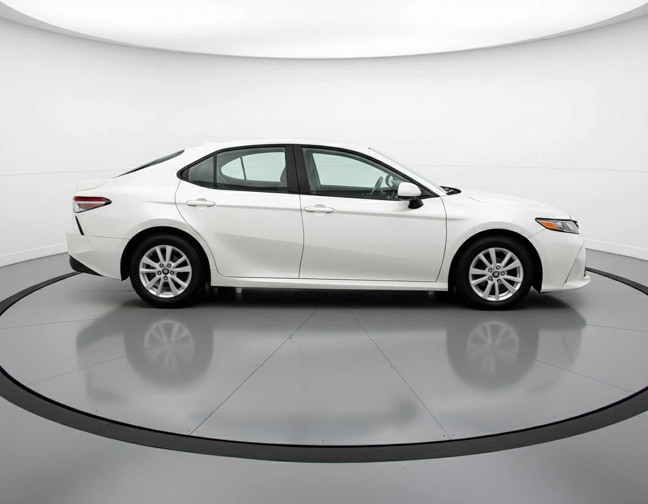 Thumbnail: 2025 Toyota Camry - 8