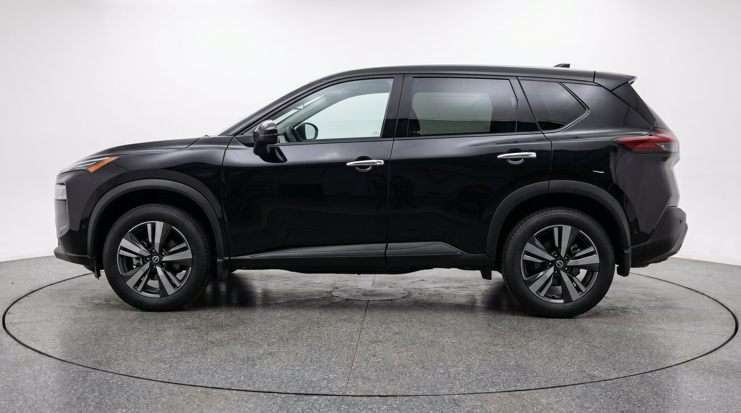 Thumbnail: 2026 Nissan Rogue - 5